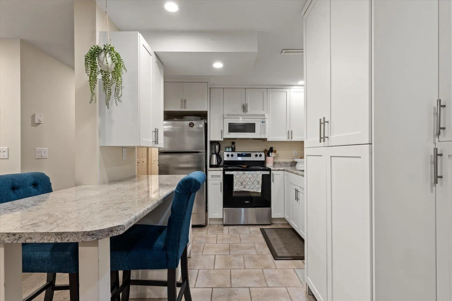 5801 Shawnigan Drive