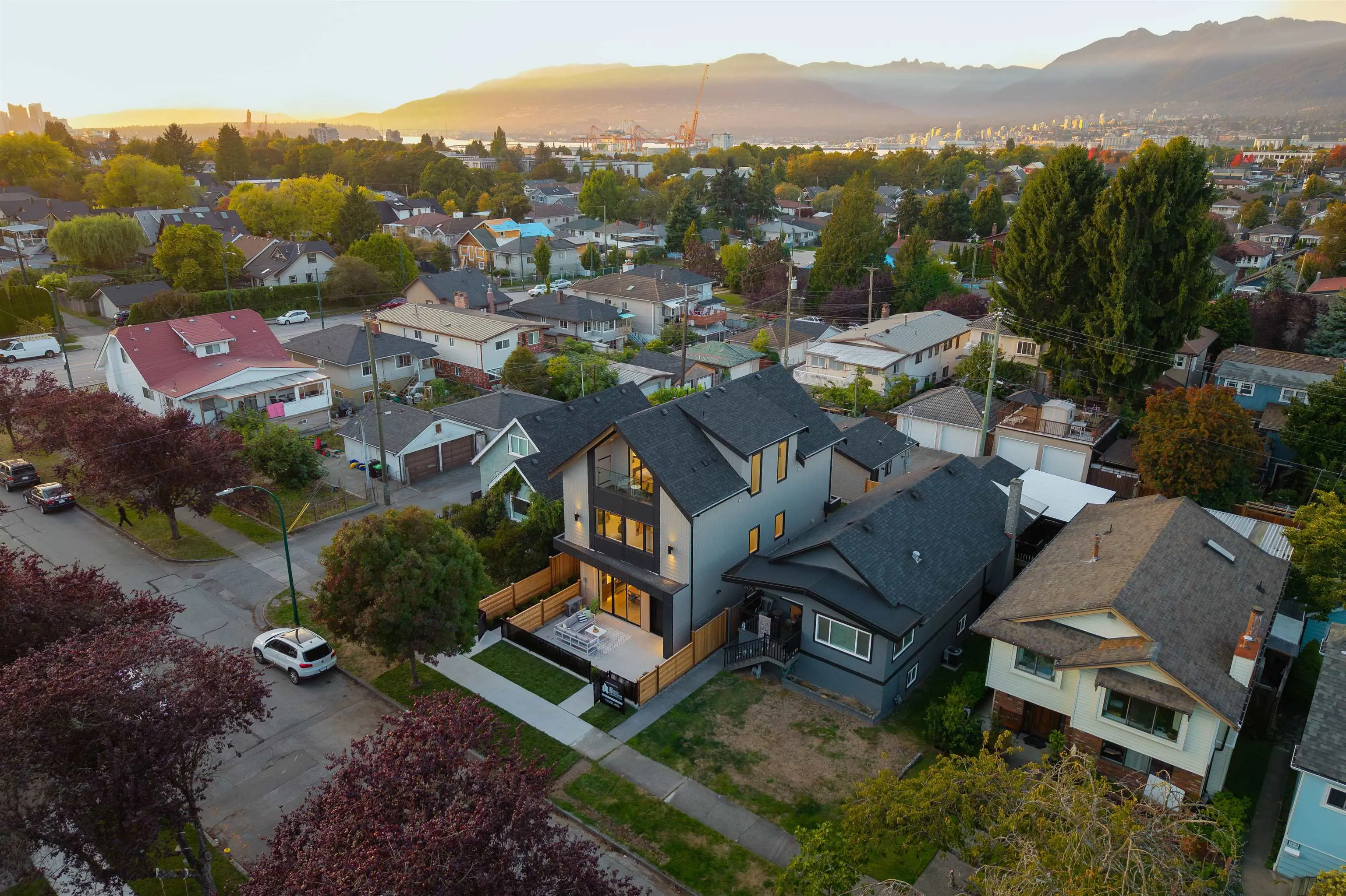 2435 Napier Street #1