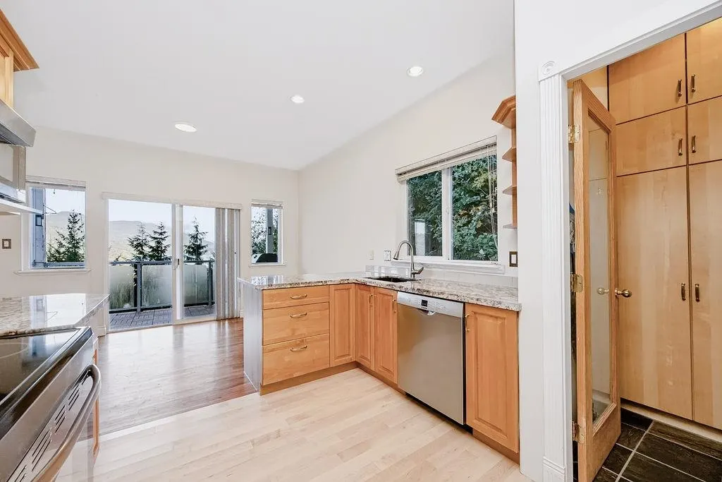5872 Deerhorn Drive