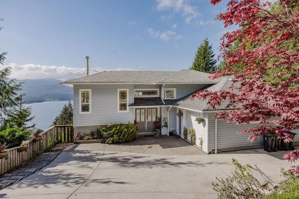 5872 Deerhorn Drive