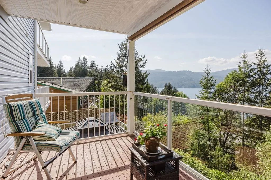 5872 Deerhorn Drive