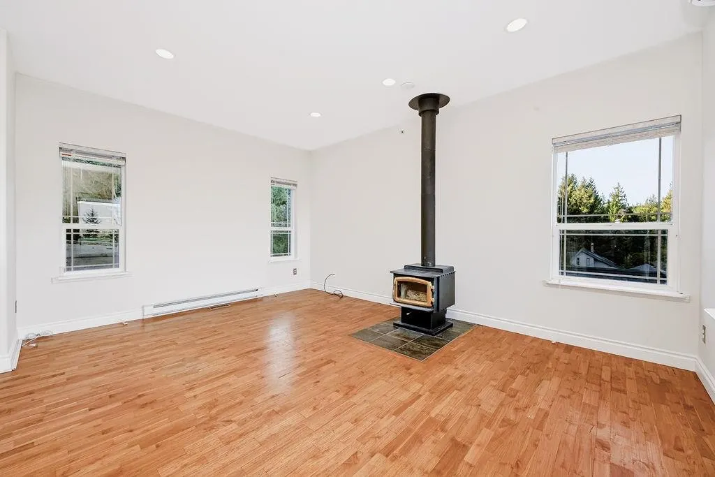 5872 Deerhorn Drive