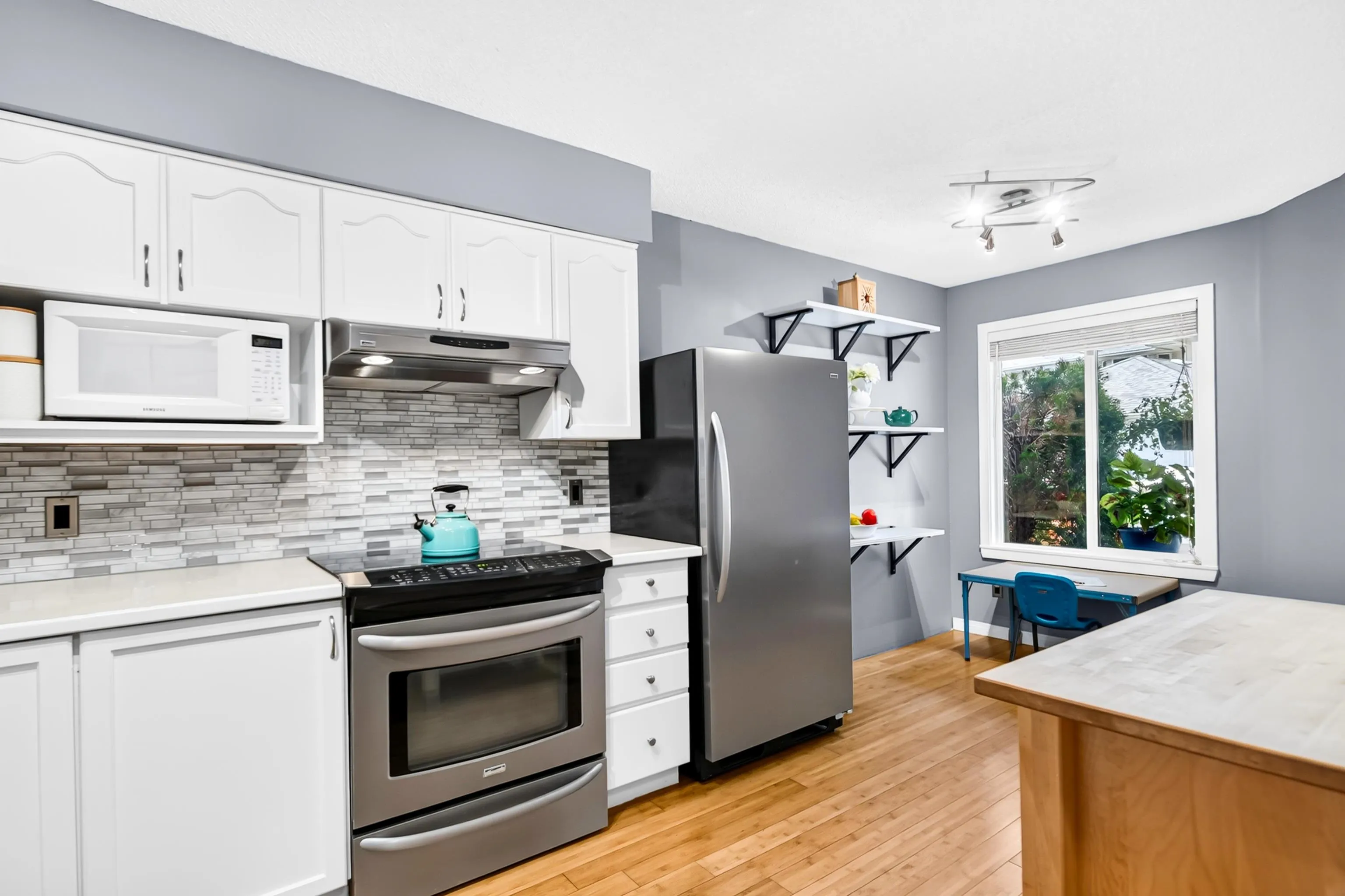 9045 Walnut Grove Drive #11
