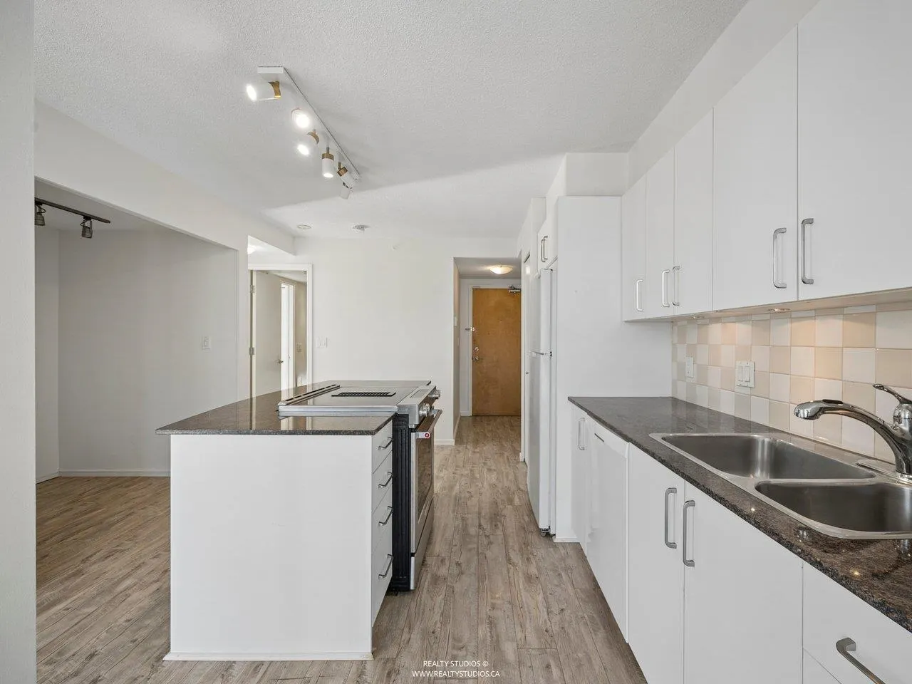 1723 Alberni Street #1807