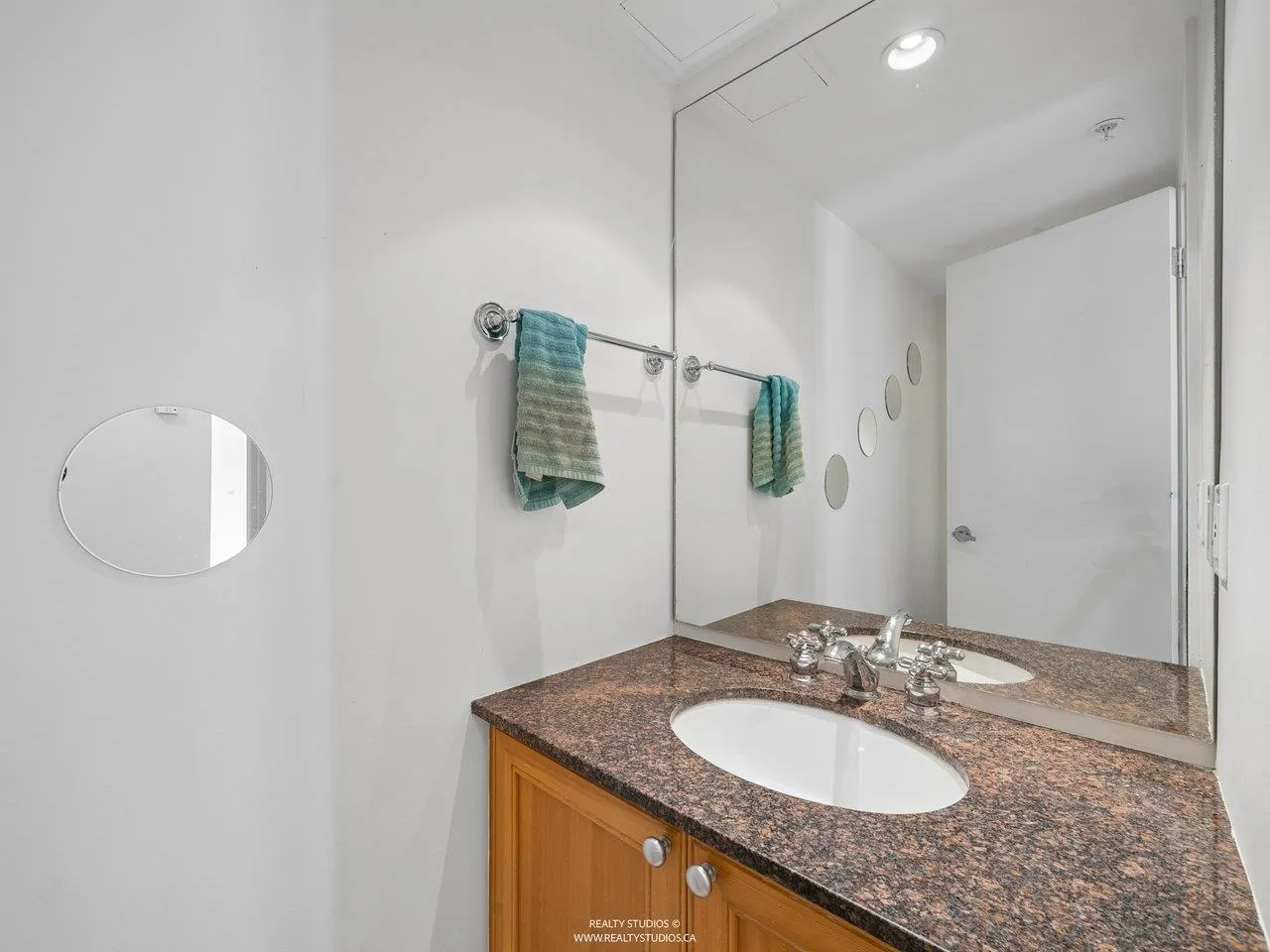 1723 Alberni Street #1807
