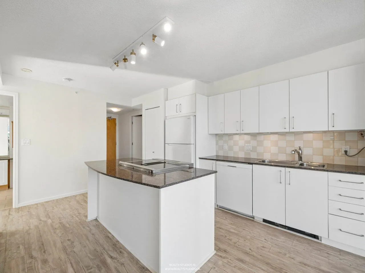 1723 Alberni Street #1807