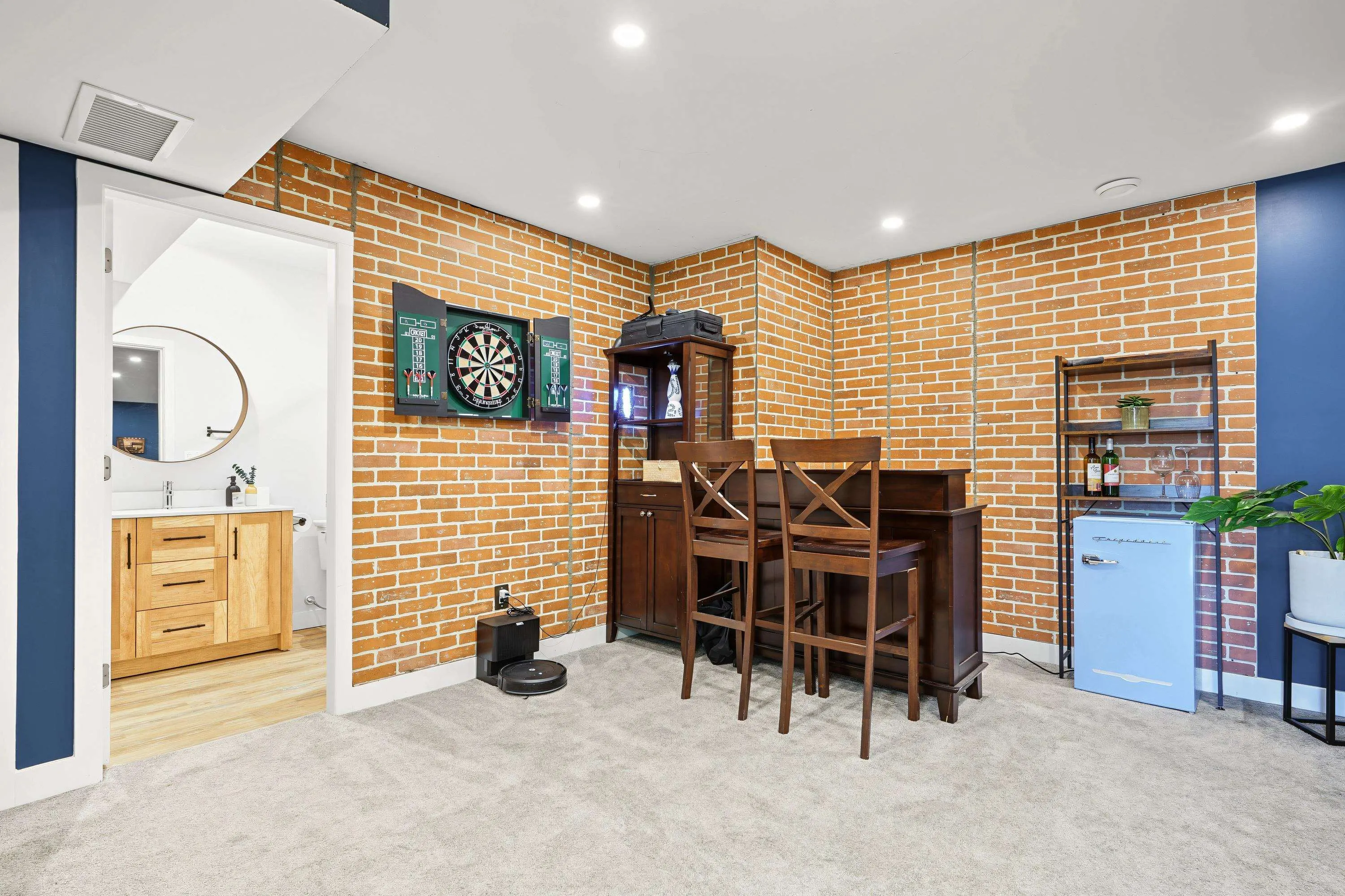 45989 Weeden Drive