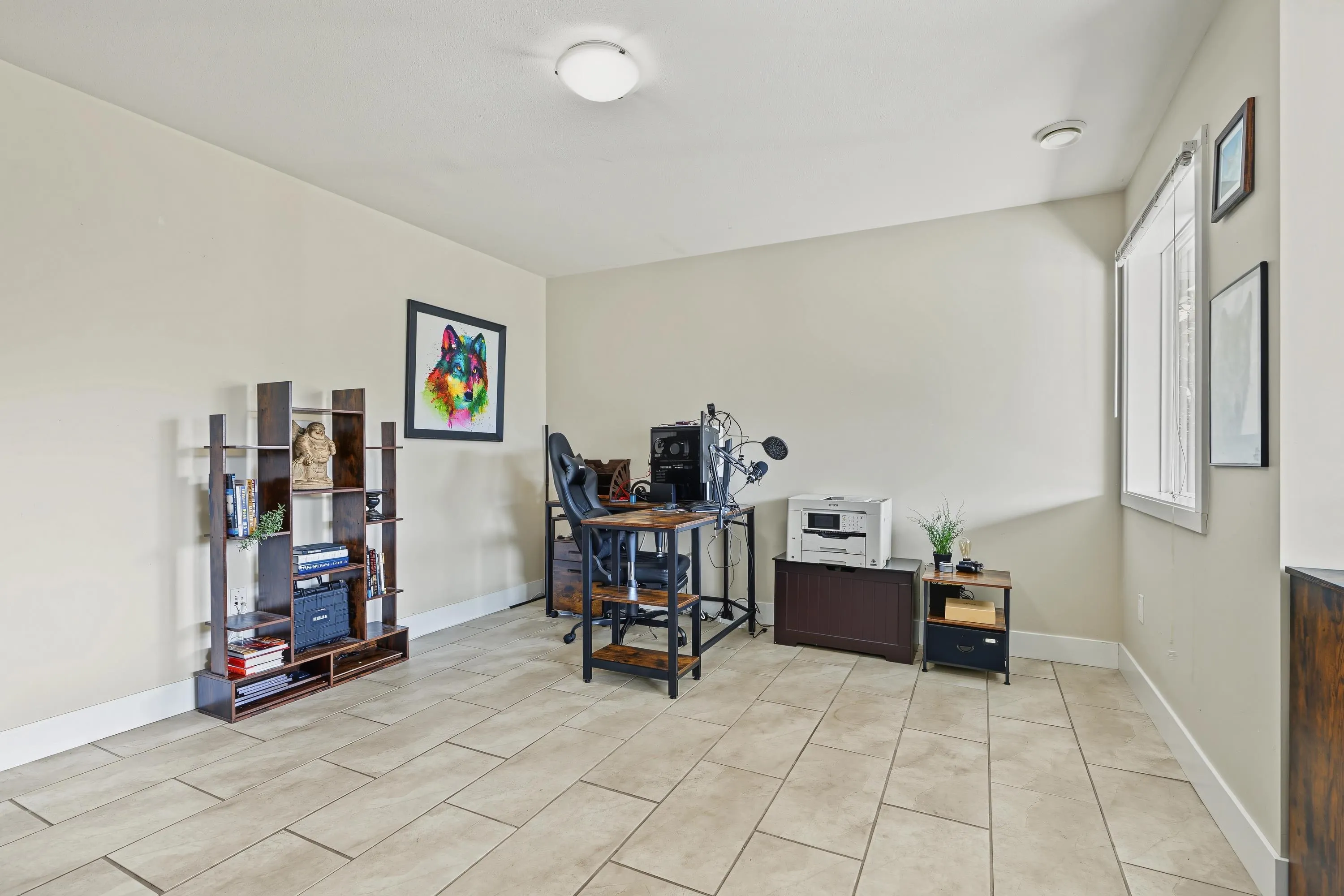 45989 Weeden Drive