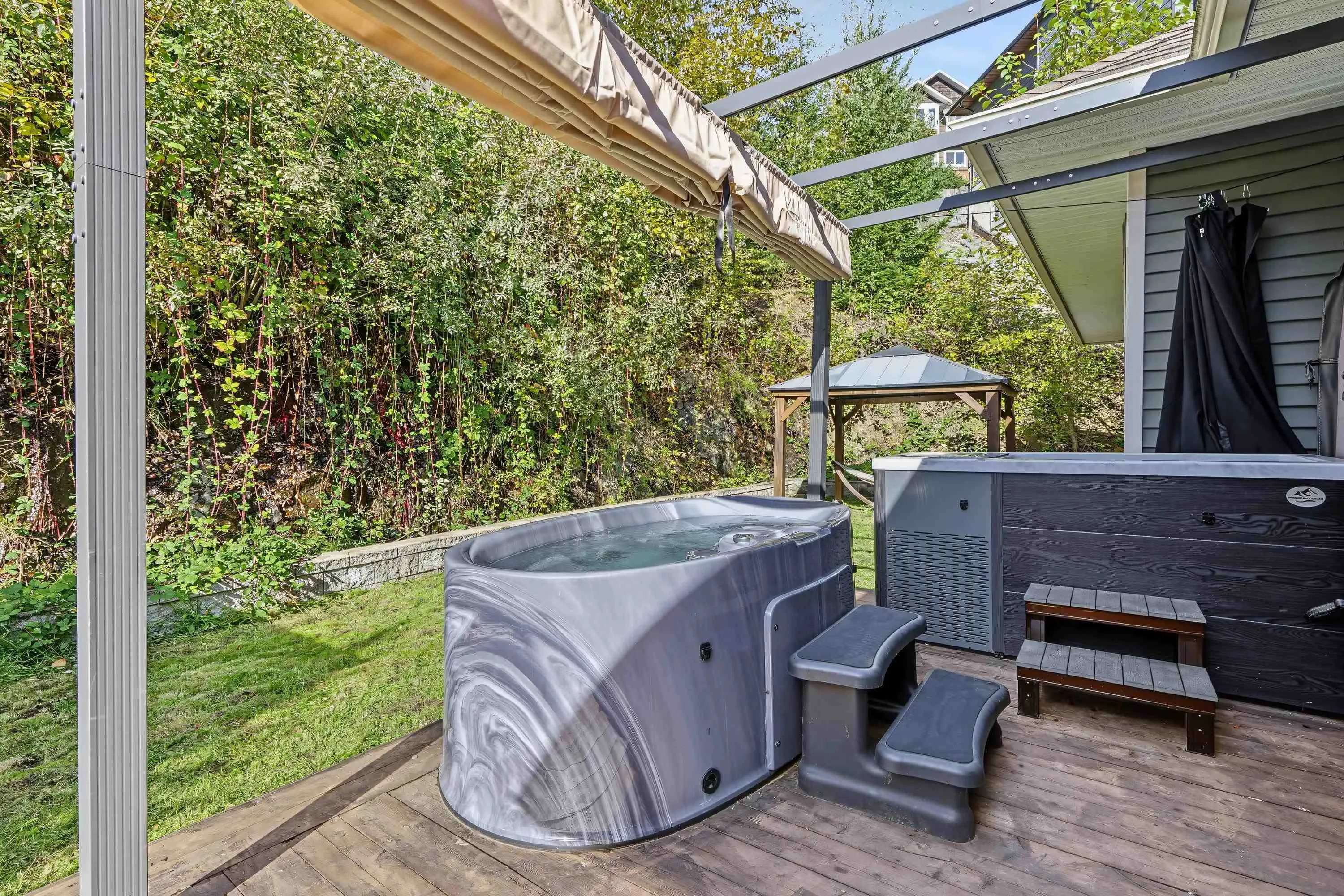 45989 Weeden Drive
