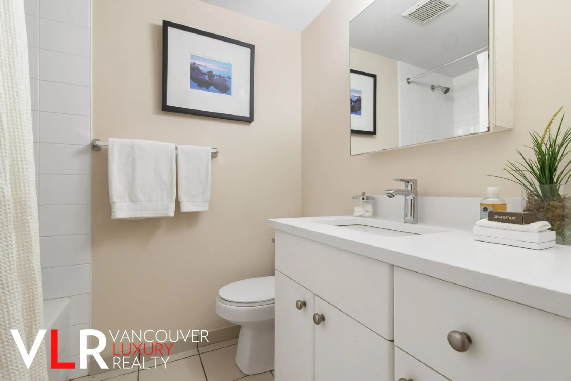 1250 Comox Street #406