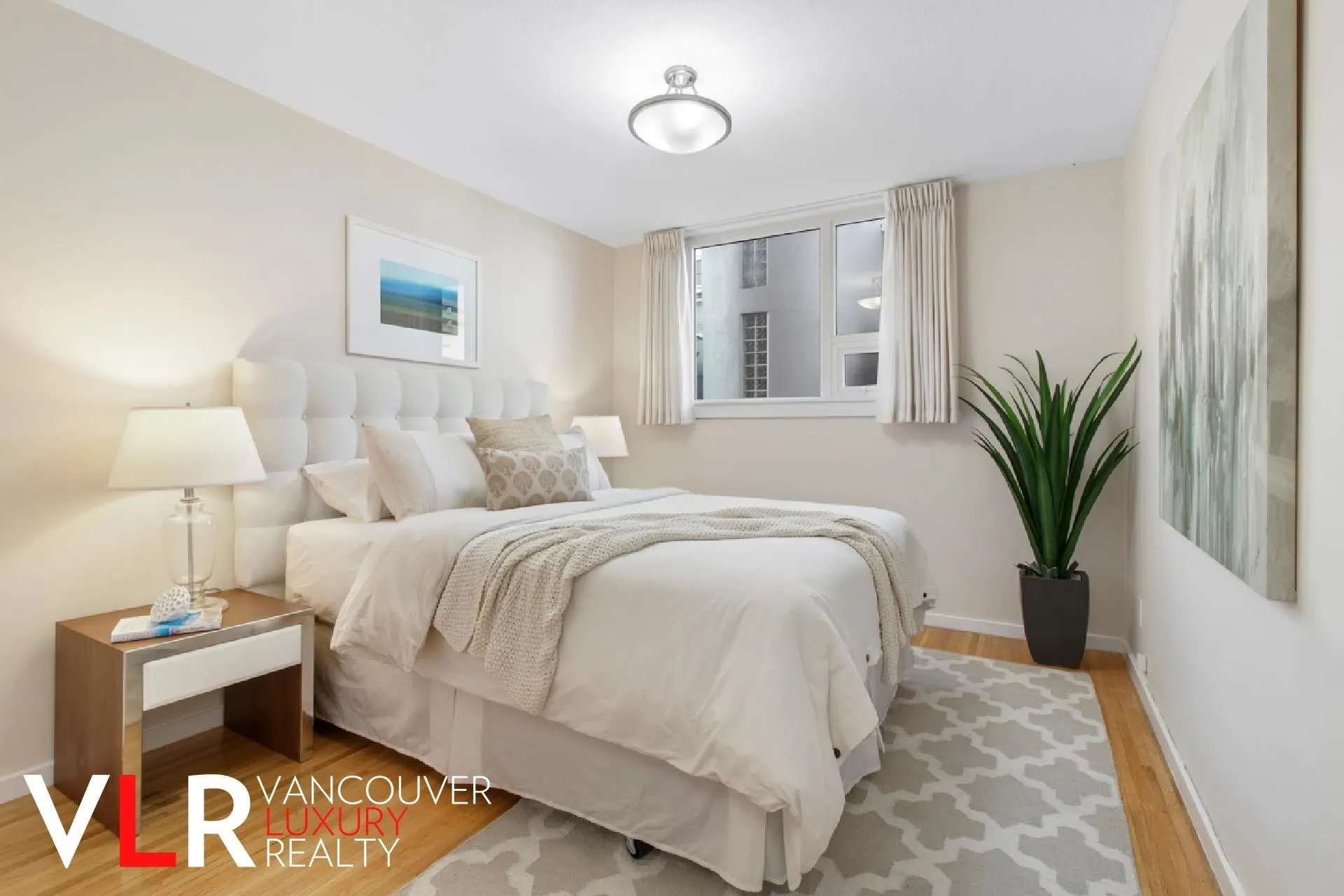 1250 Comox Street #406
