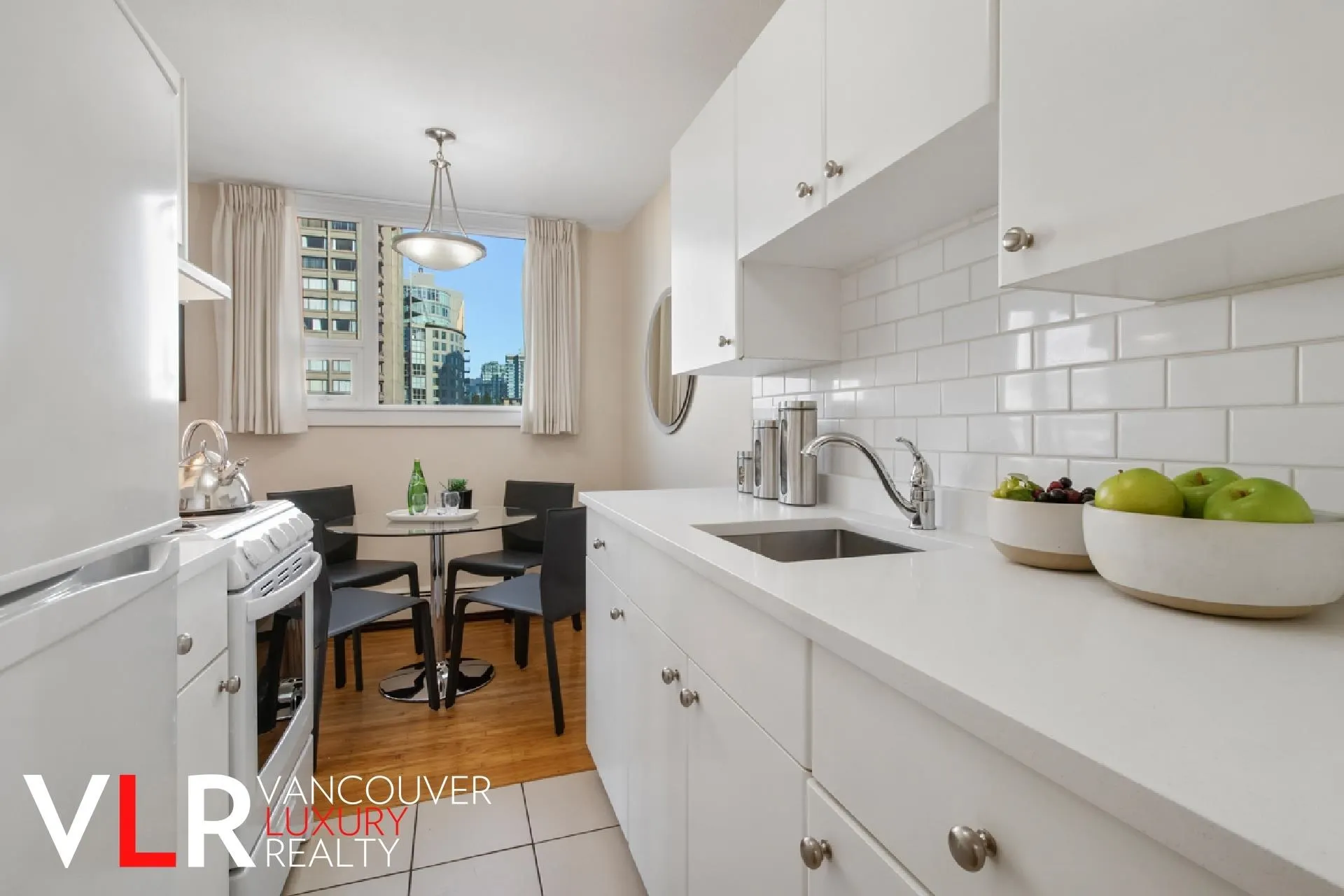 1250 Comox Street #406