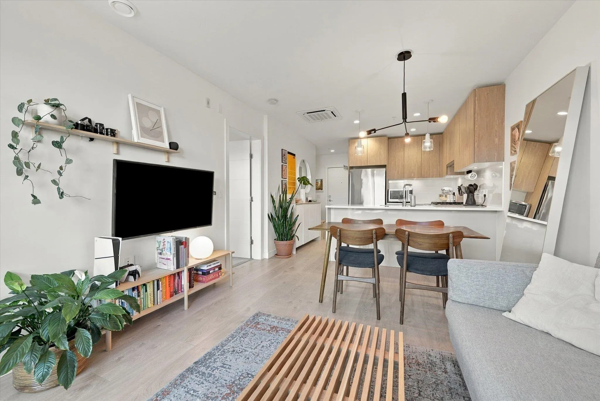 108 E 8th Street #311