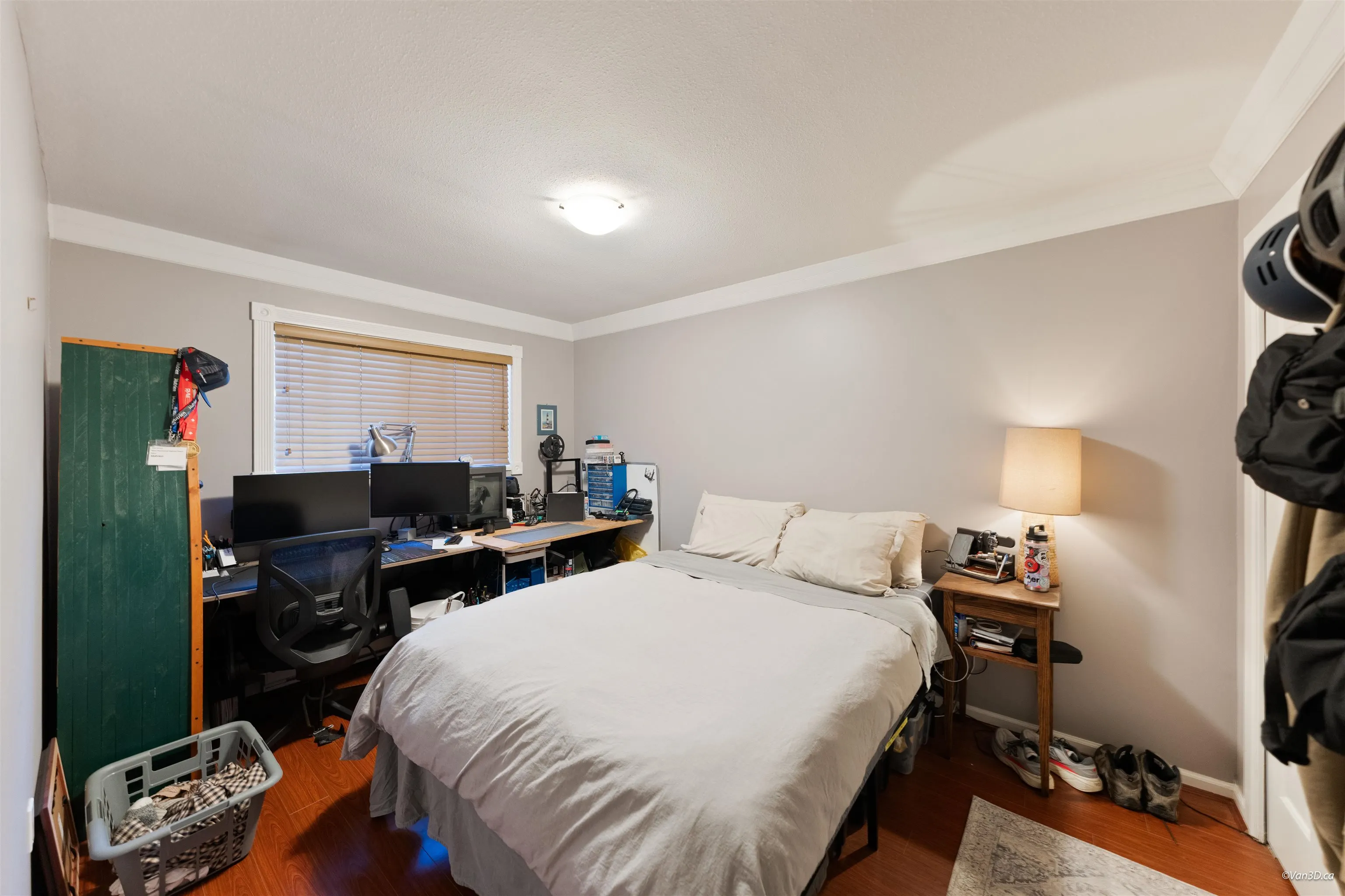 195 W 17th Avenue
