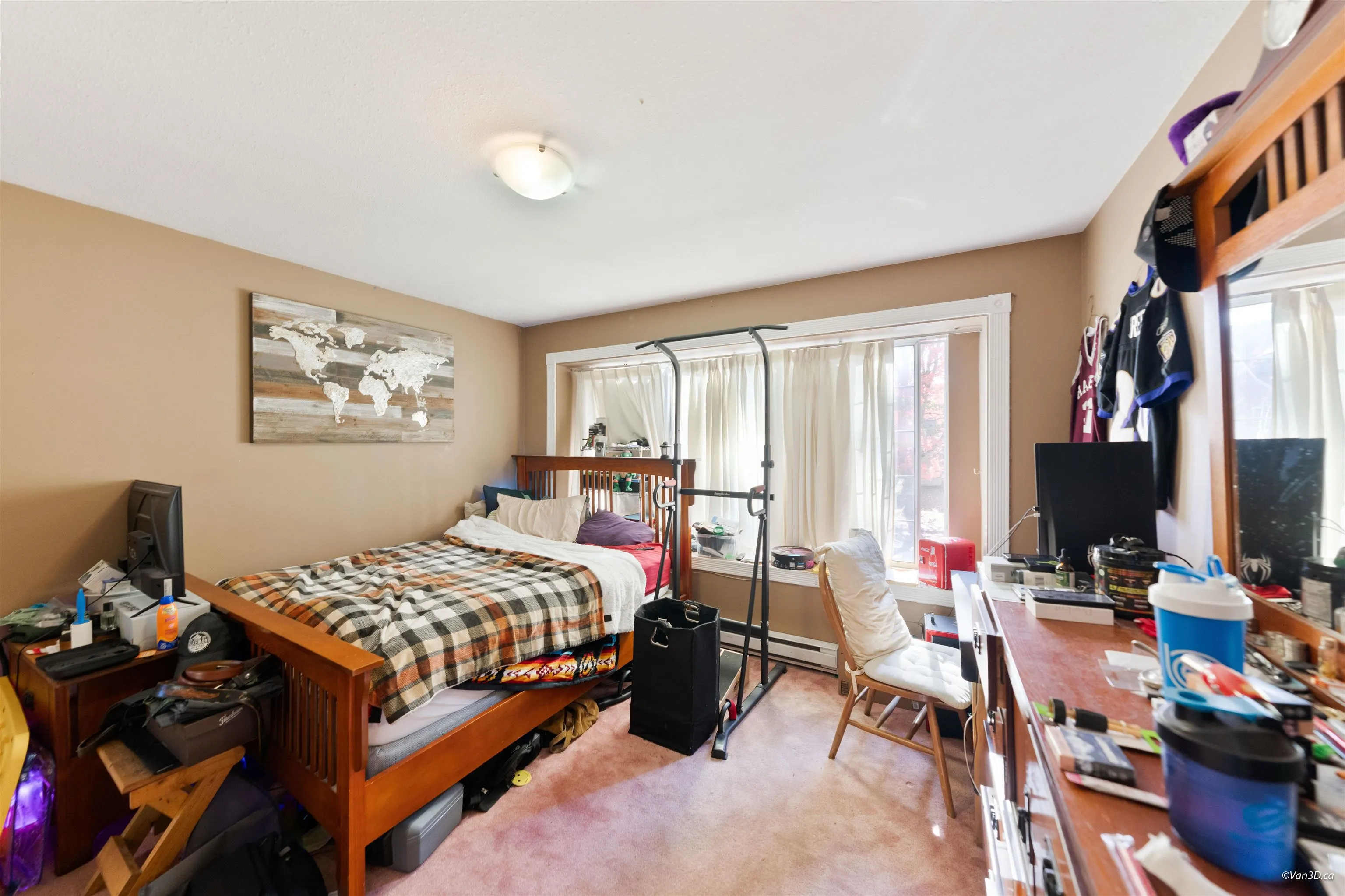 195 W 17th Avenue