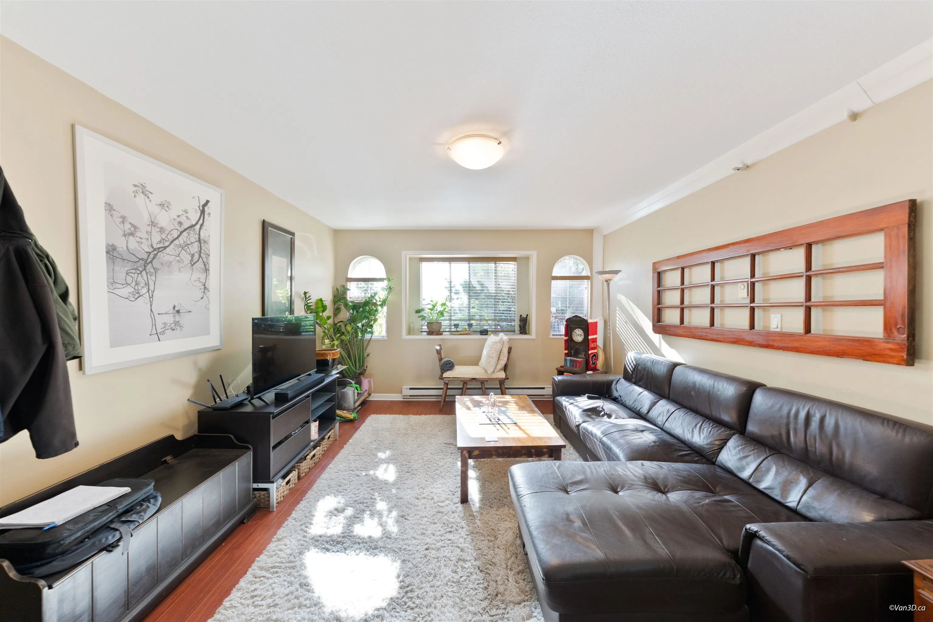 195 W 17th Avenue