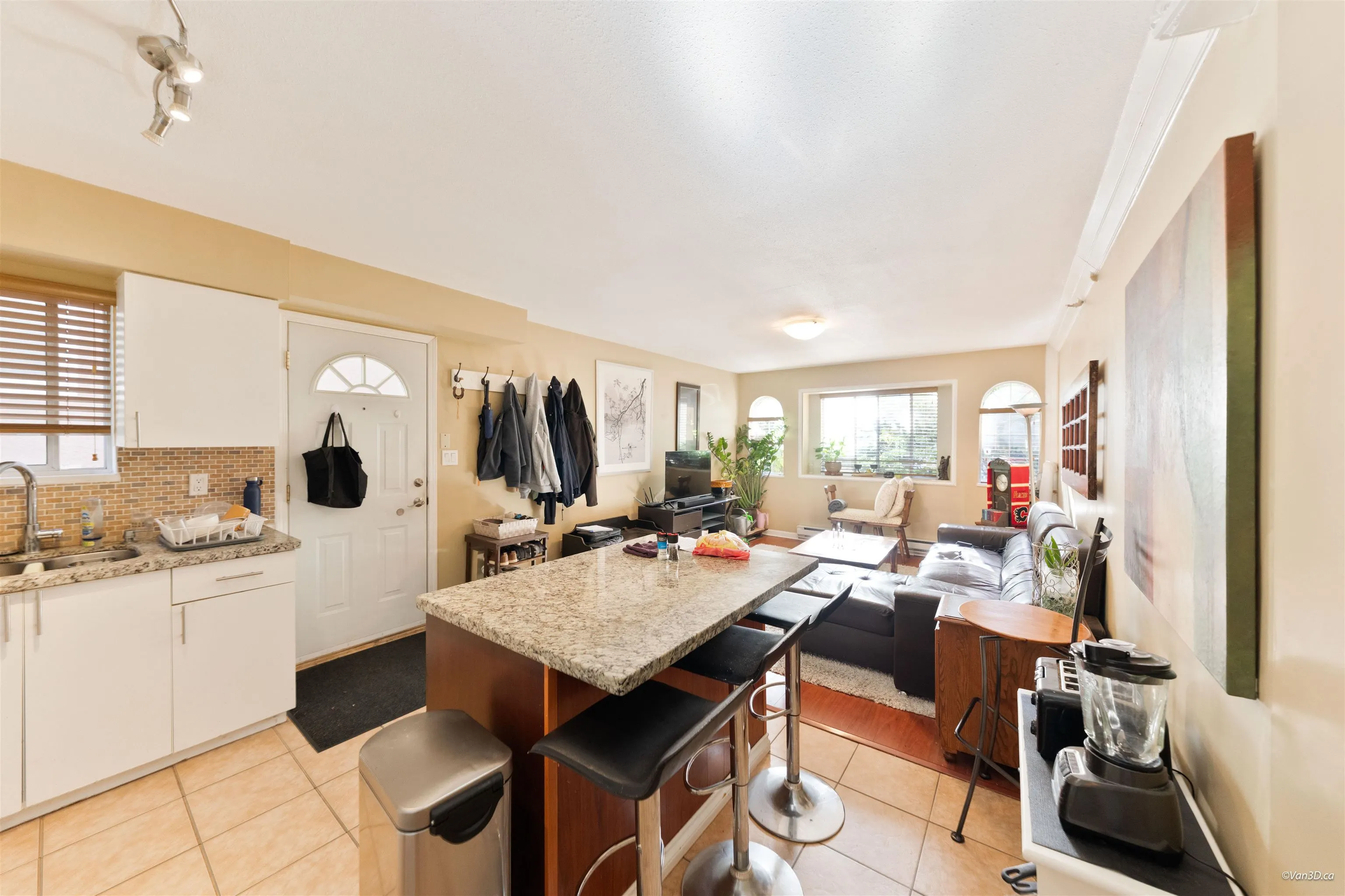 195 W 17th Avenue