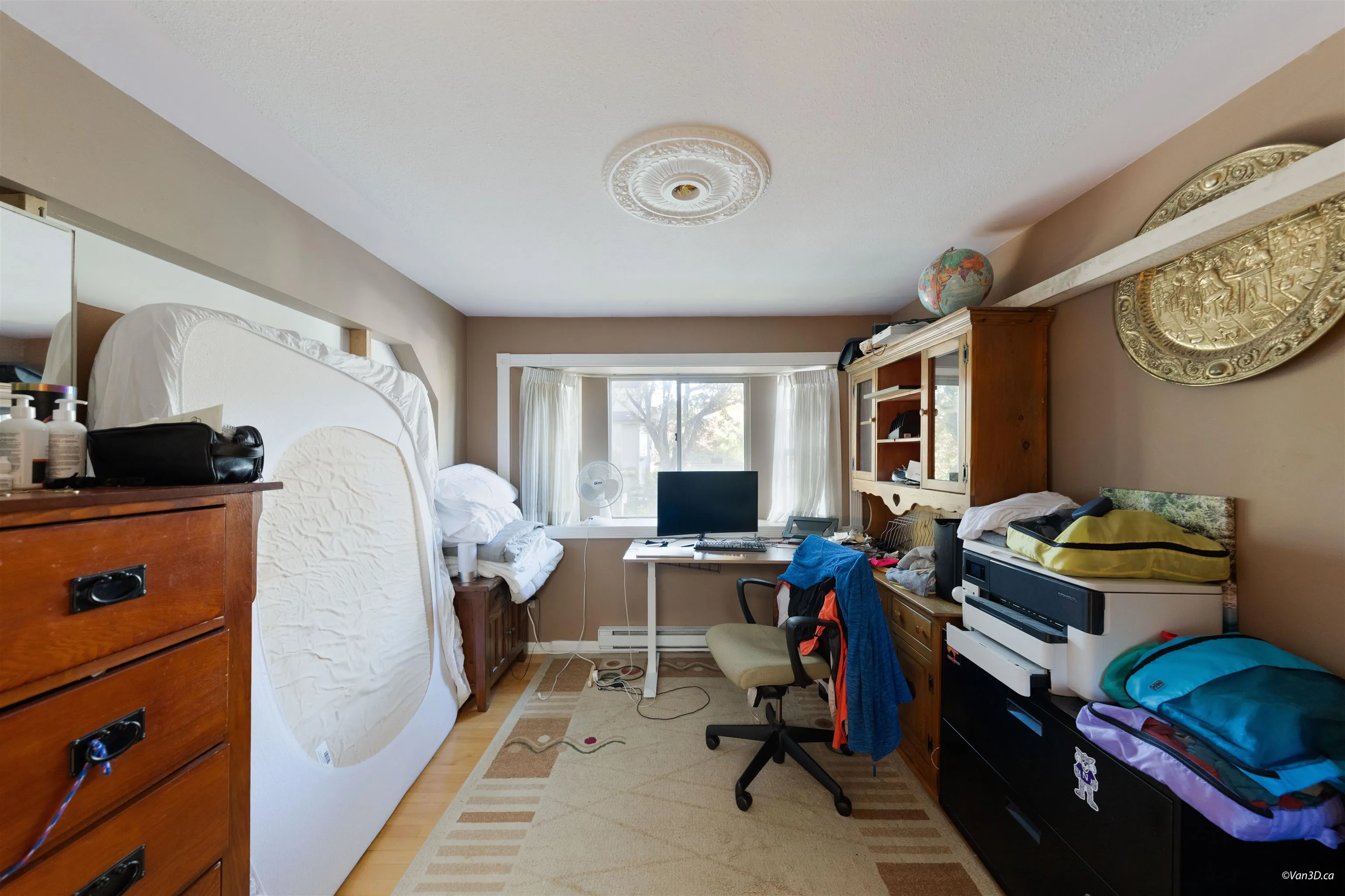195 W 17th Avenue