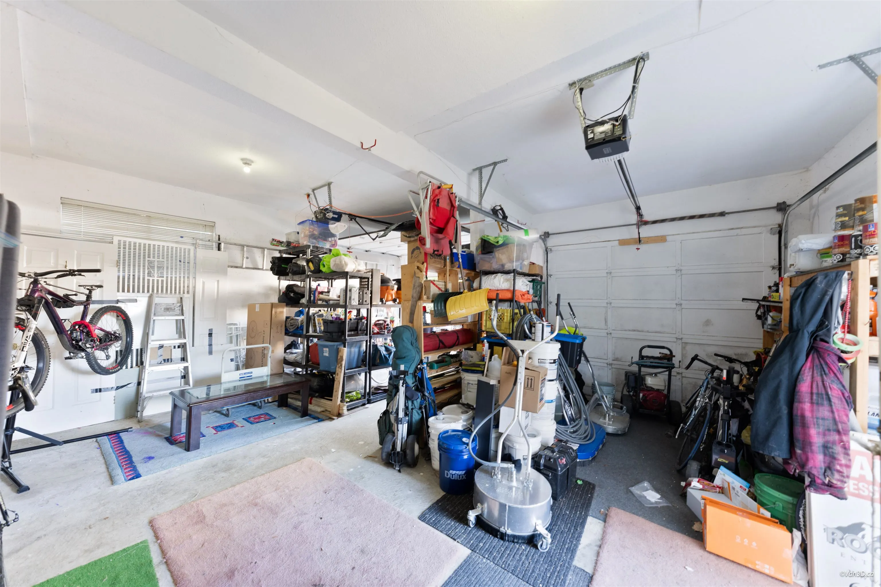 195 W 17th Avenue