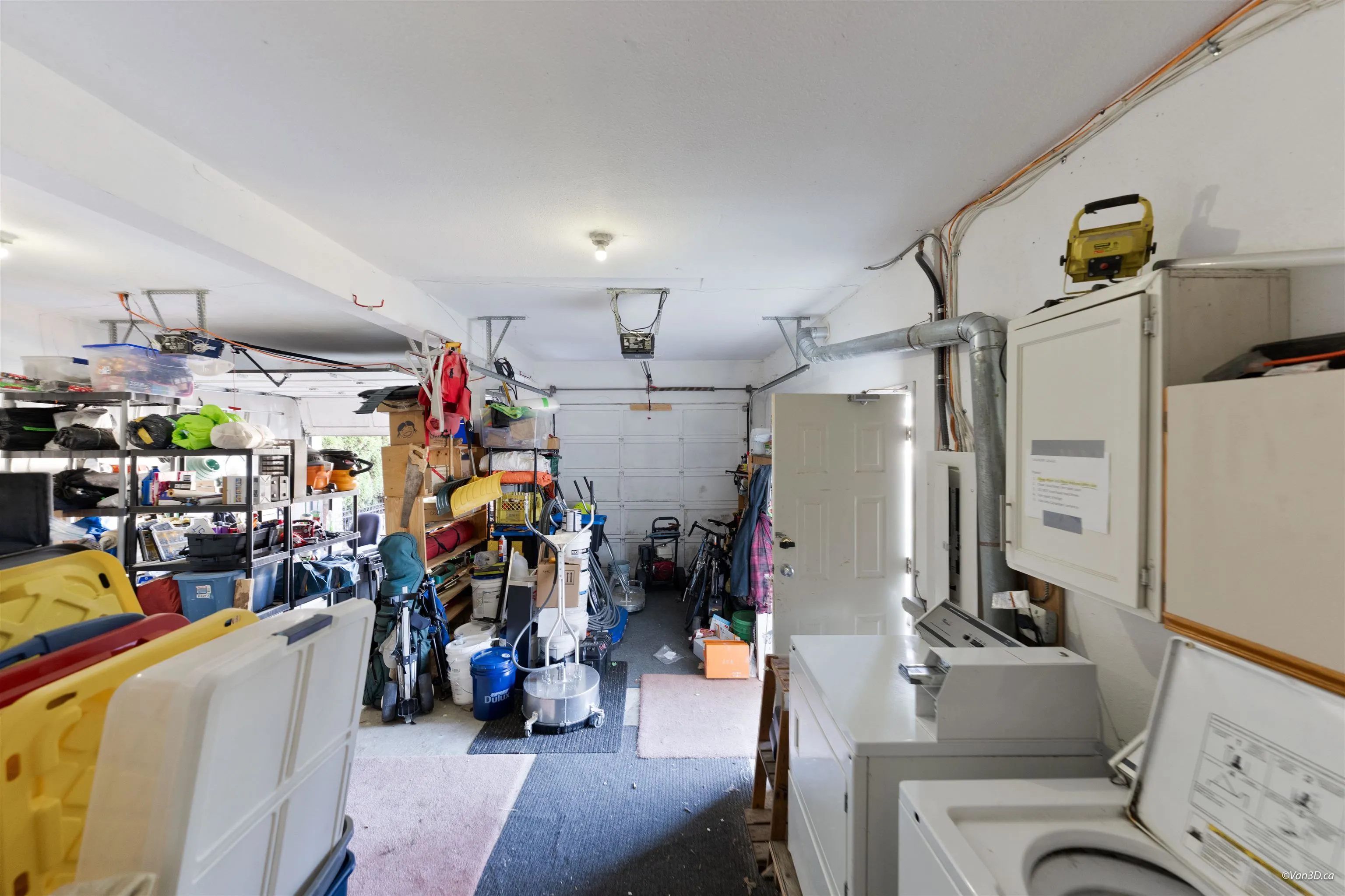 195 W 17th Avenue
