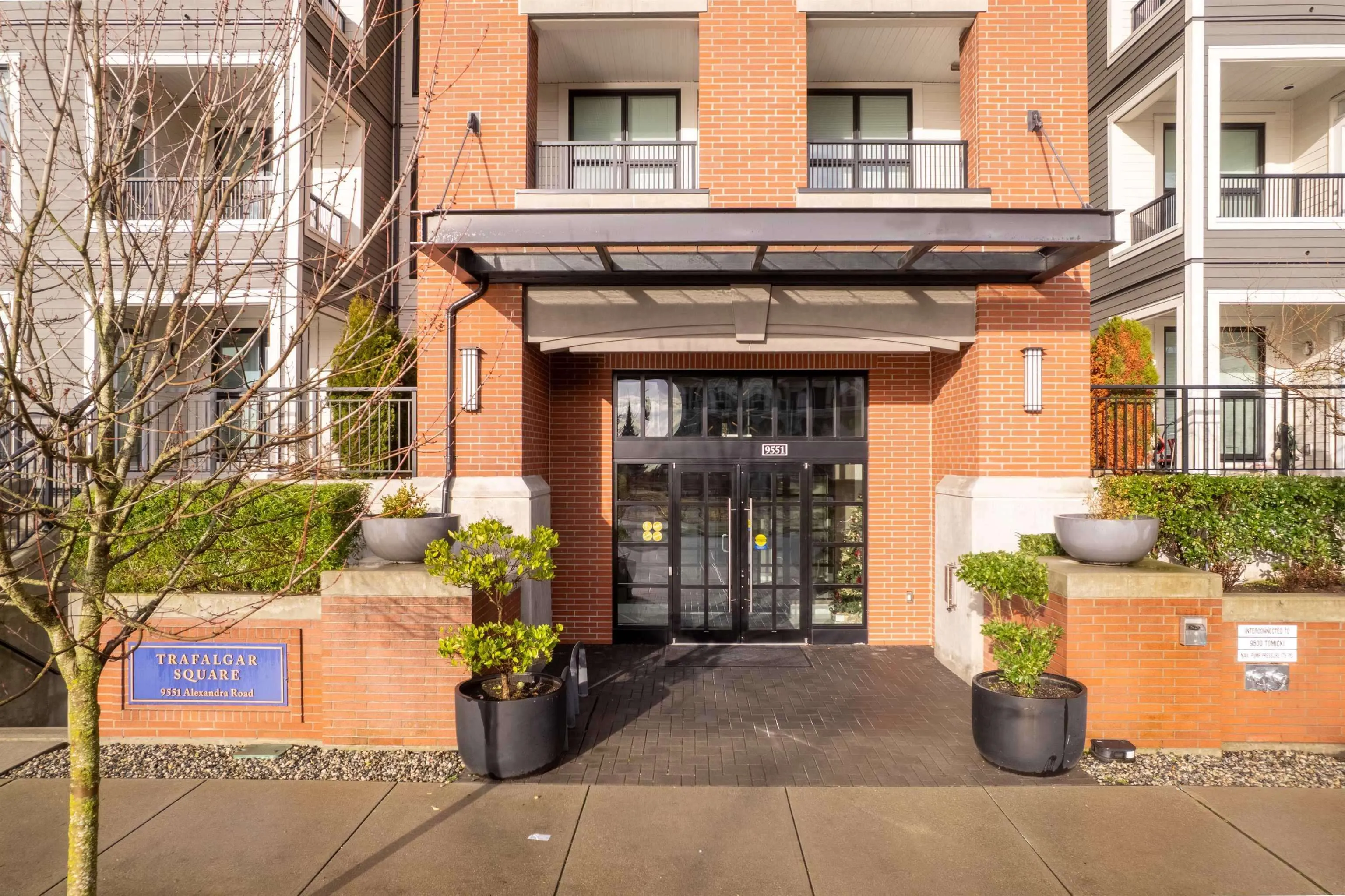 9551 Alexandra Road #427