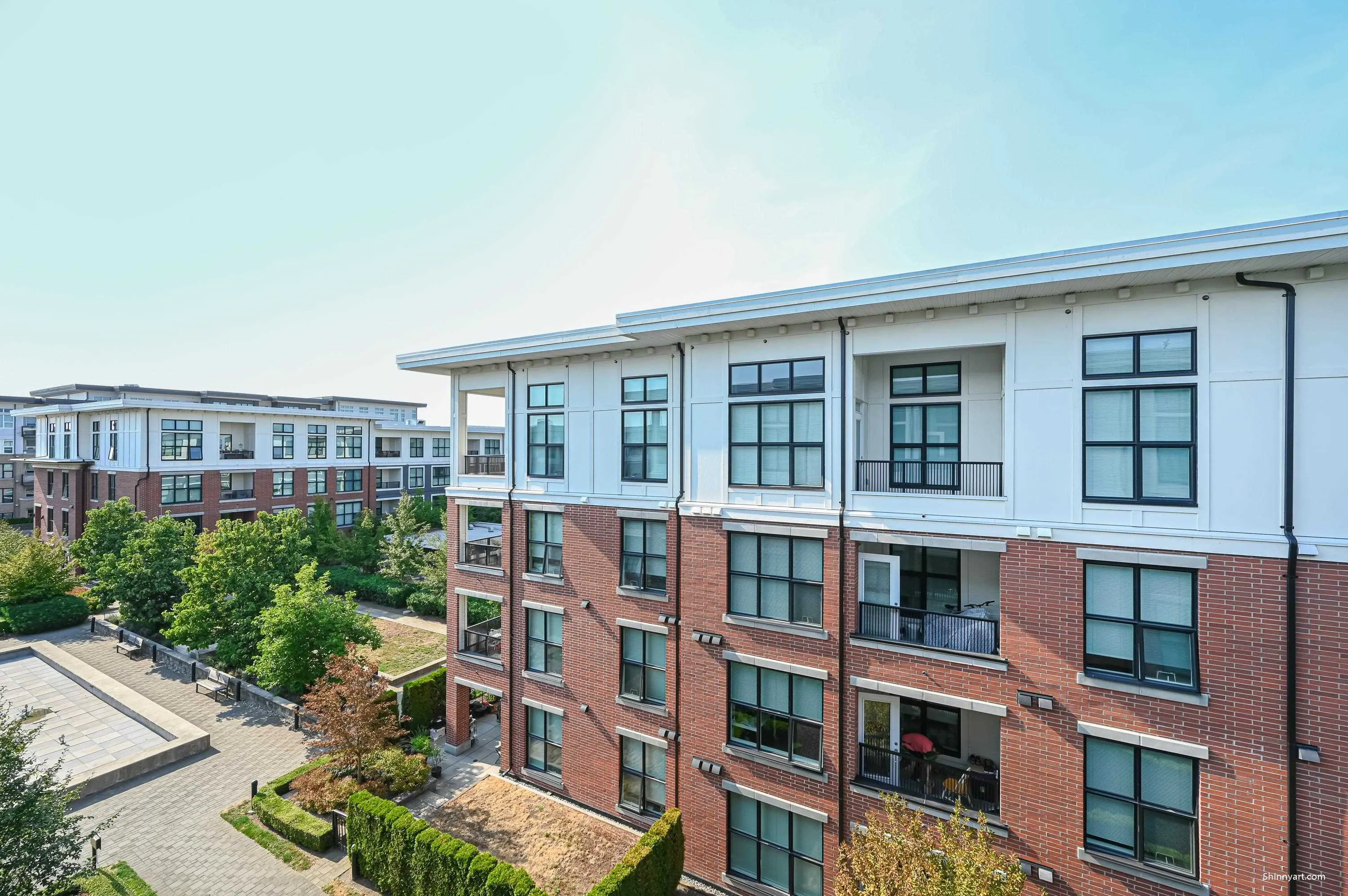 9551 Alexandra Road #427