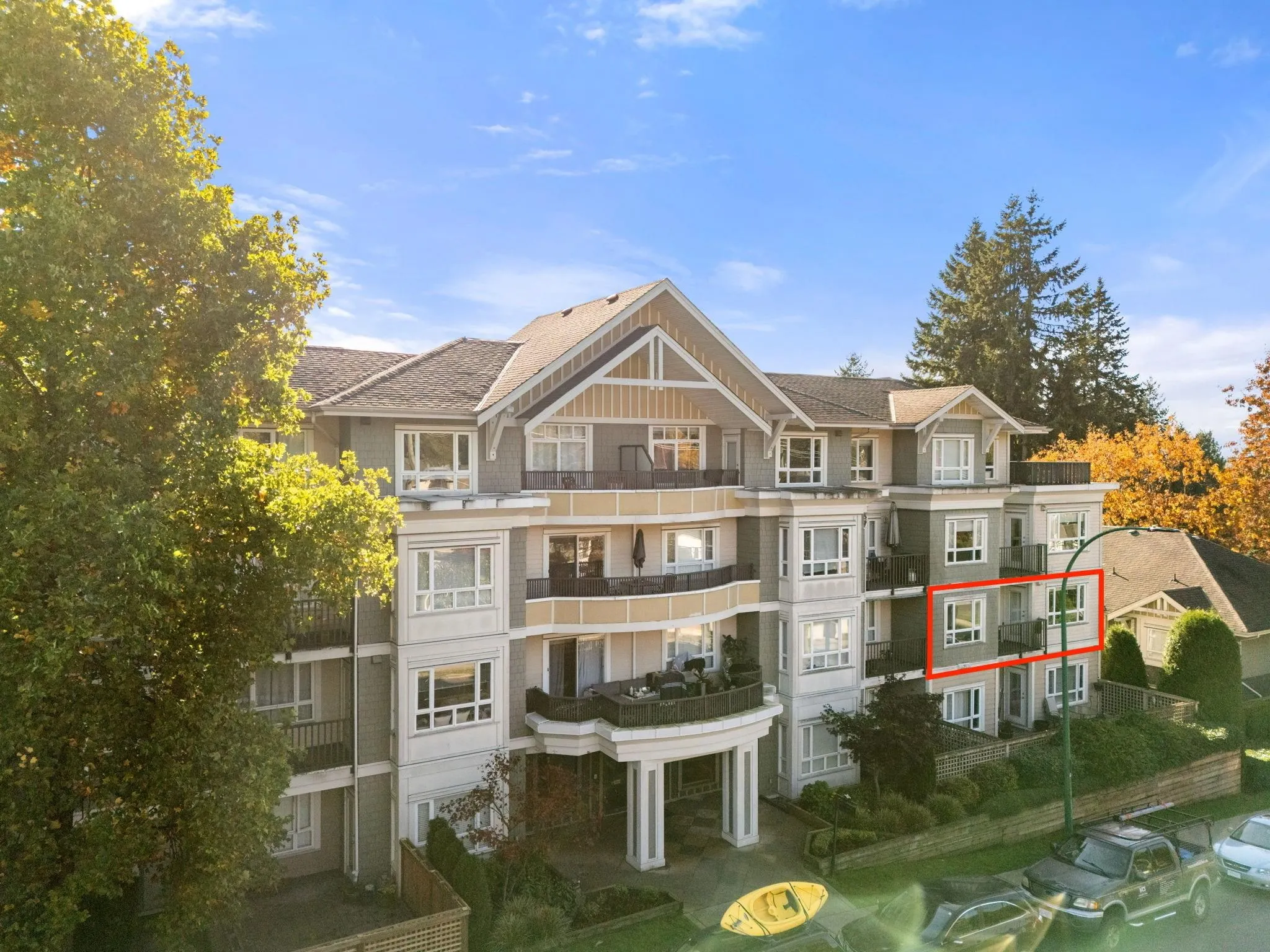 183 W 23rd Street #207