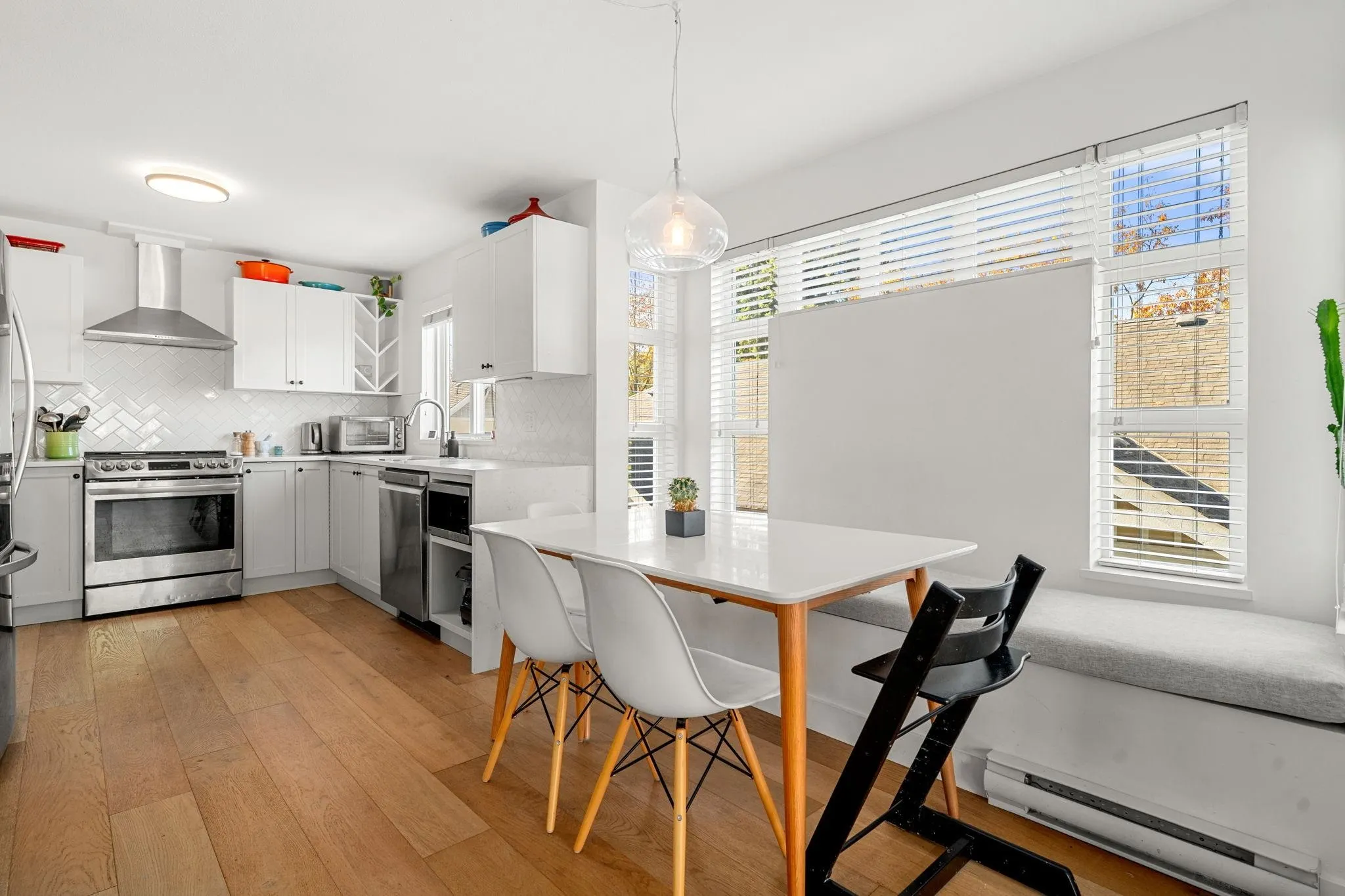 183 W 23rd Street #207