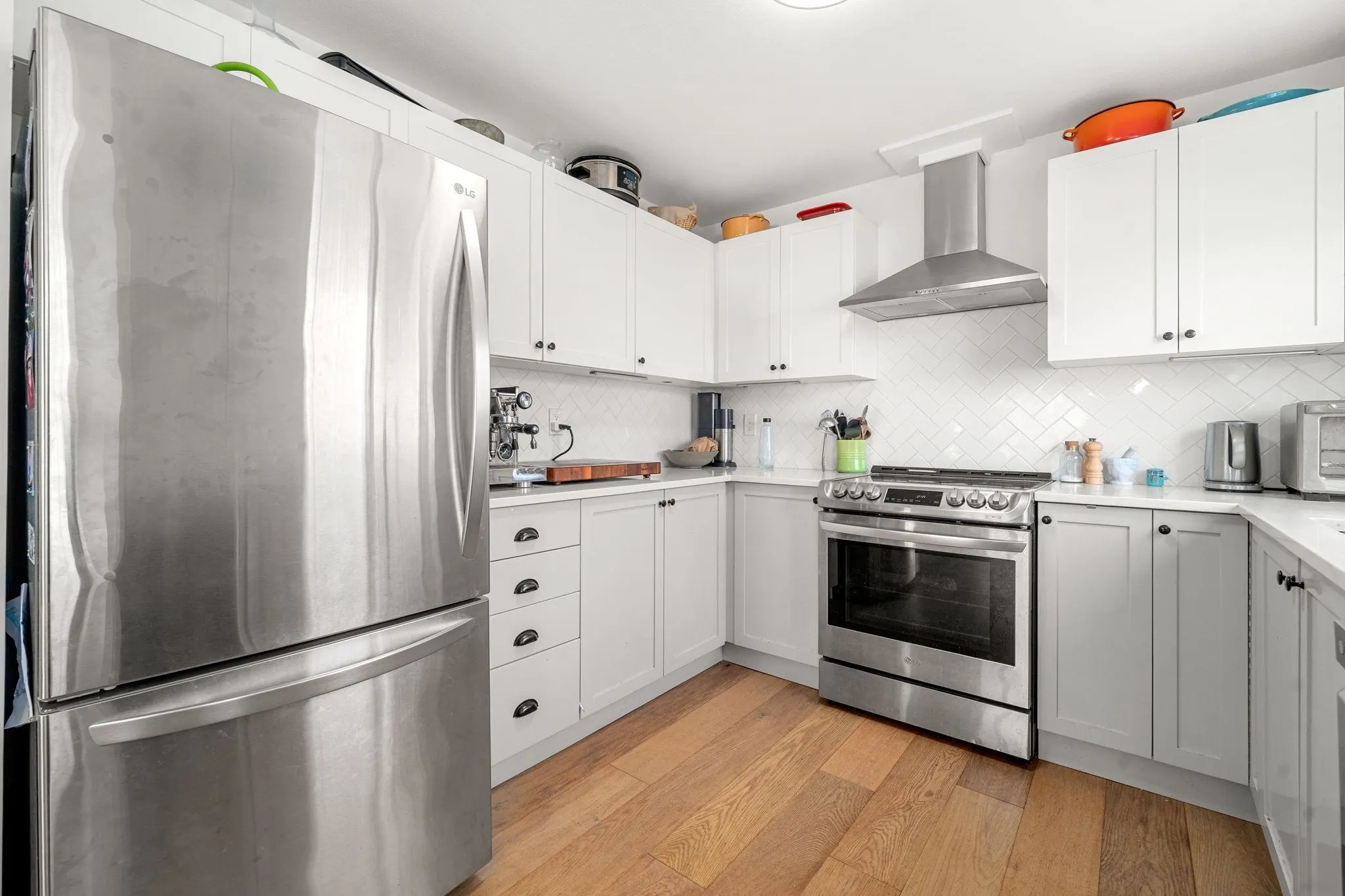 183 W 23rd Street #207