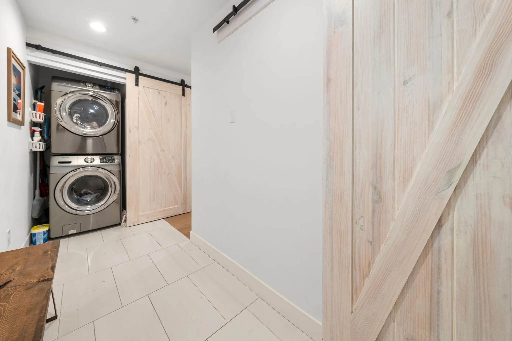 183 W 23rd Street #207