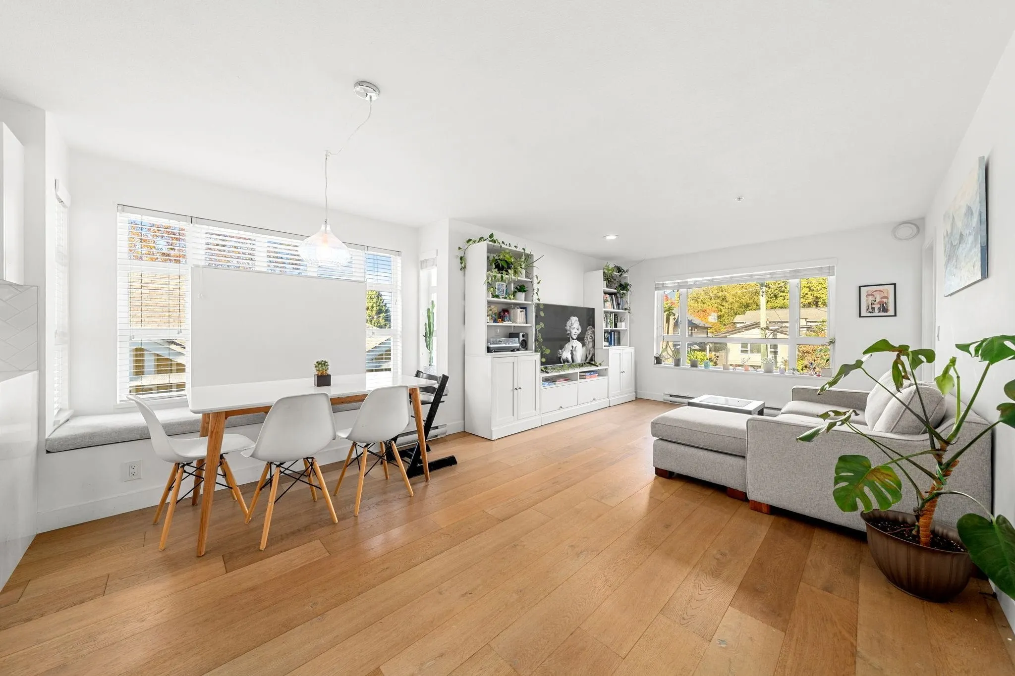183 W 23rd Street #207