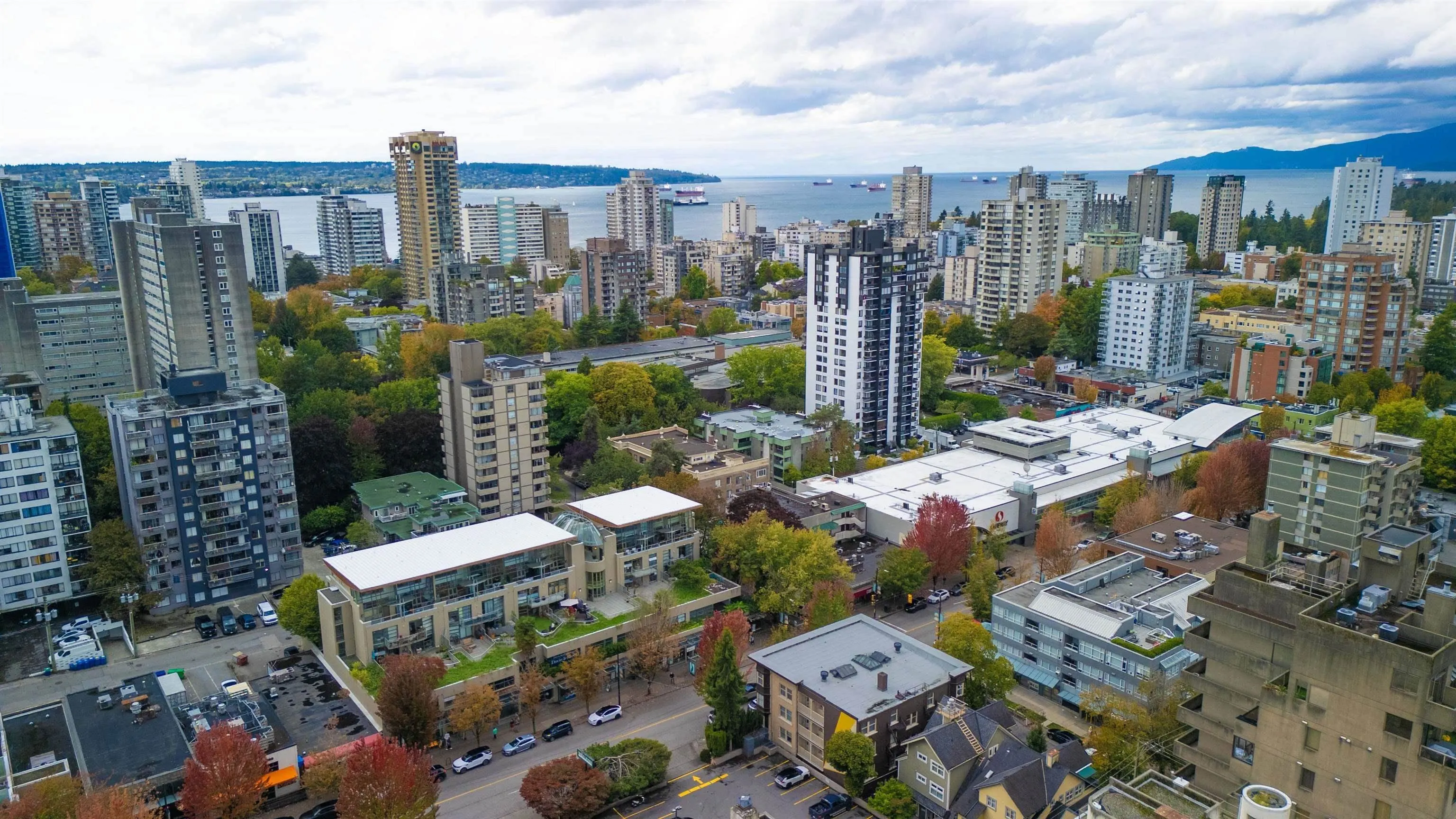 1688 Robson Street #306