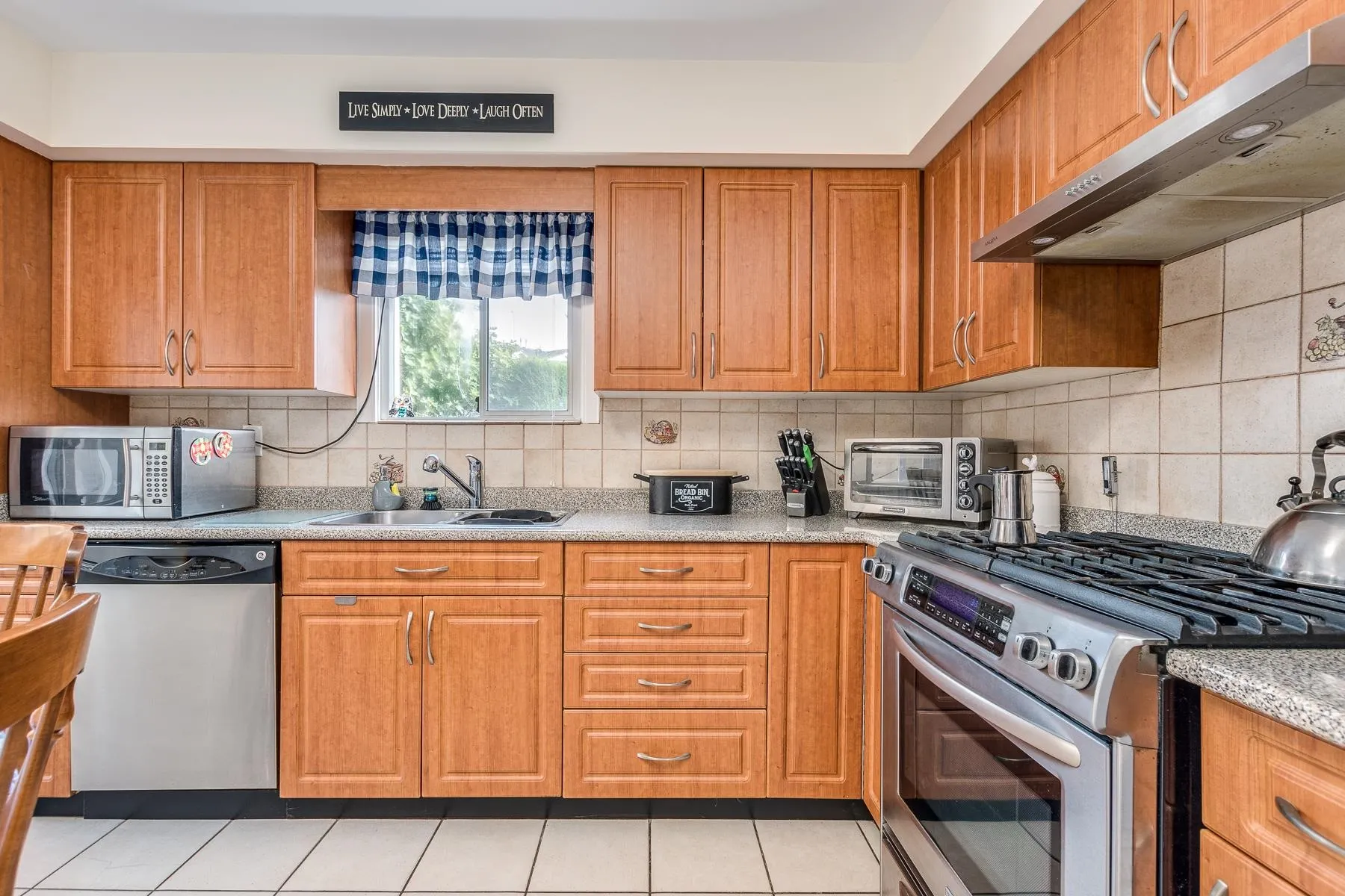 1276 Douglas Road