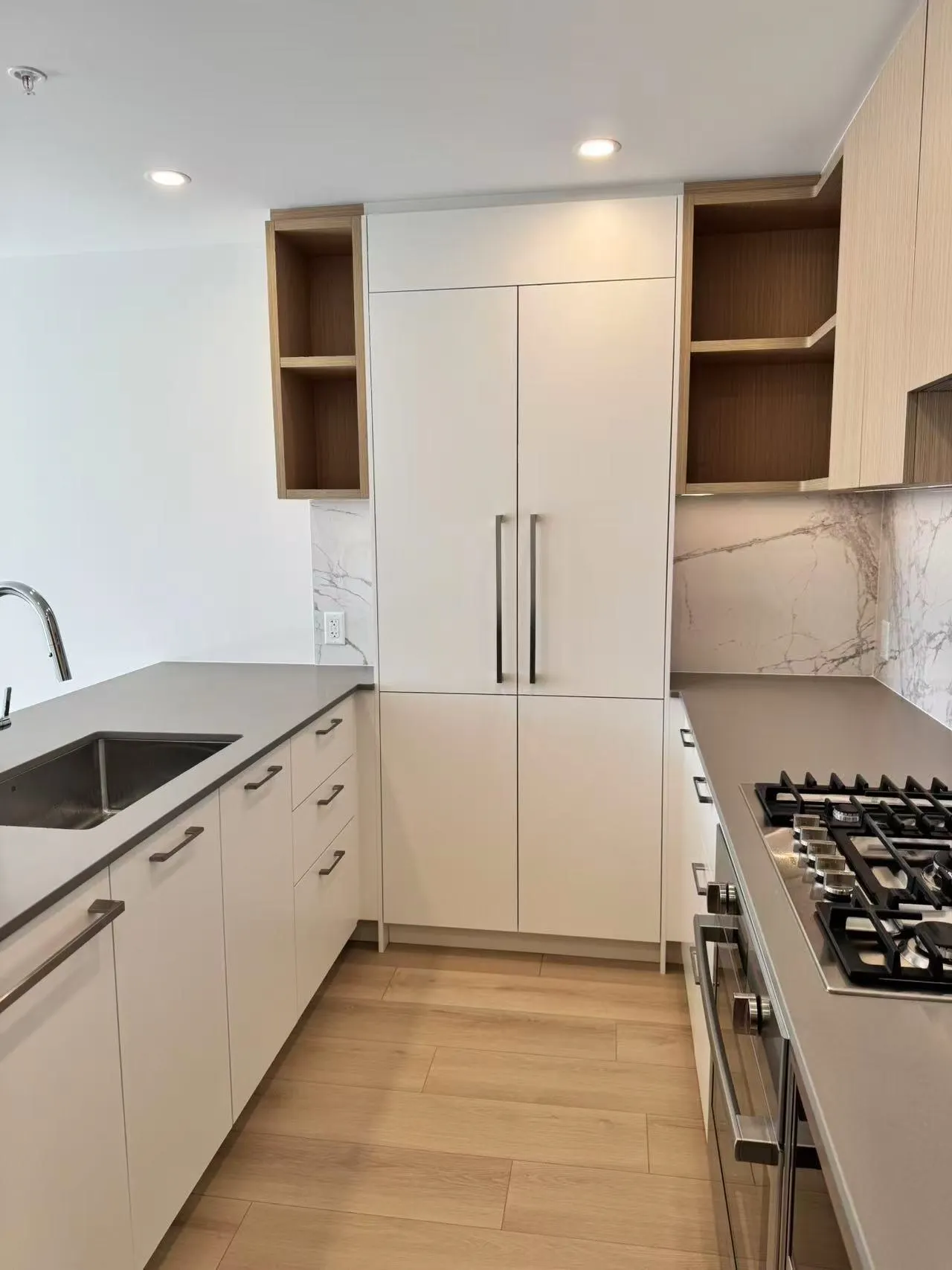 6468 Willingdon Avenue #308