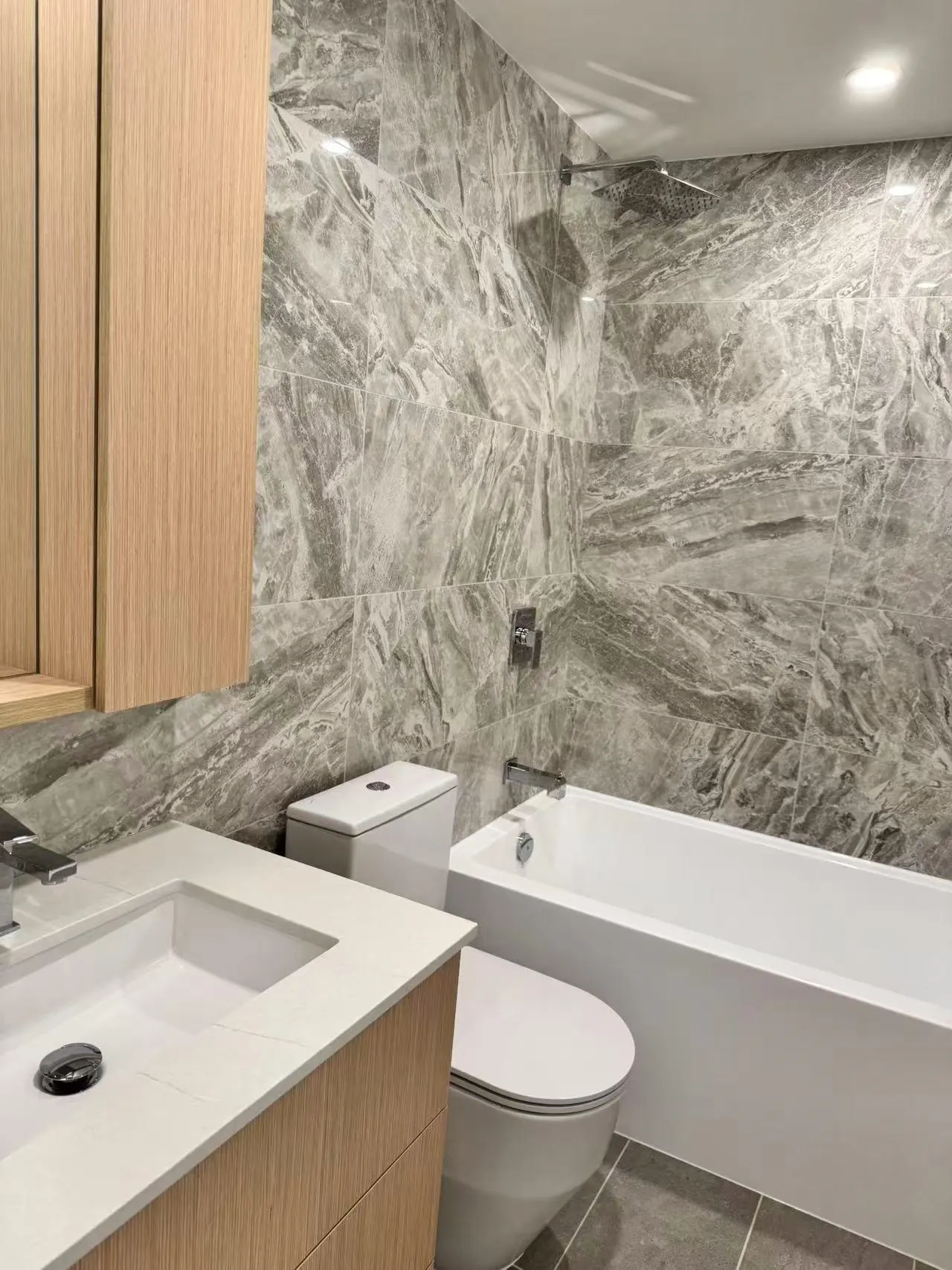 6468 Willingdon Avenue #308