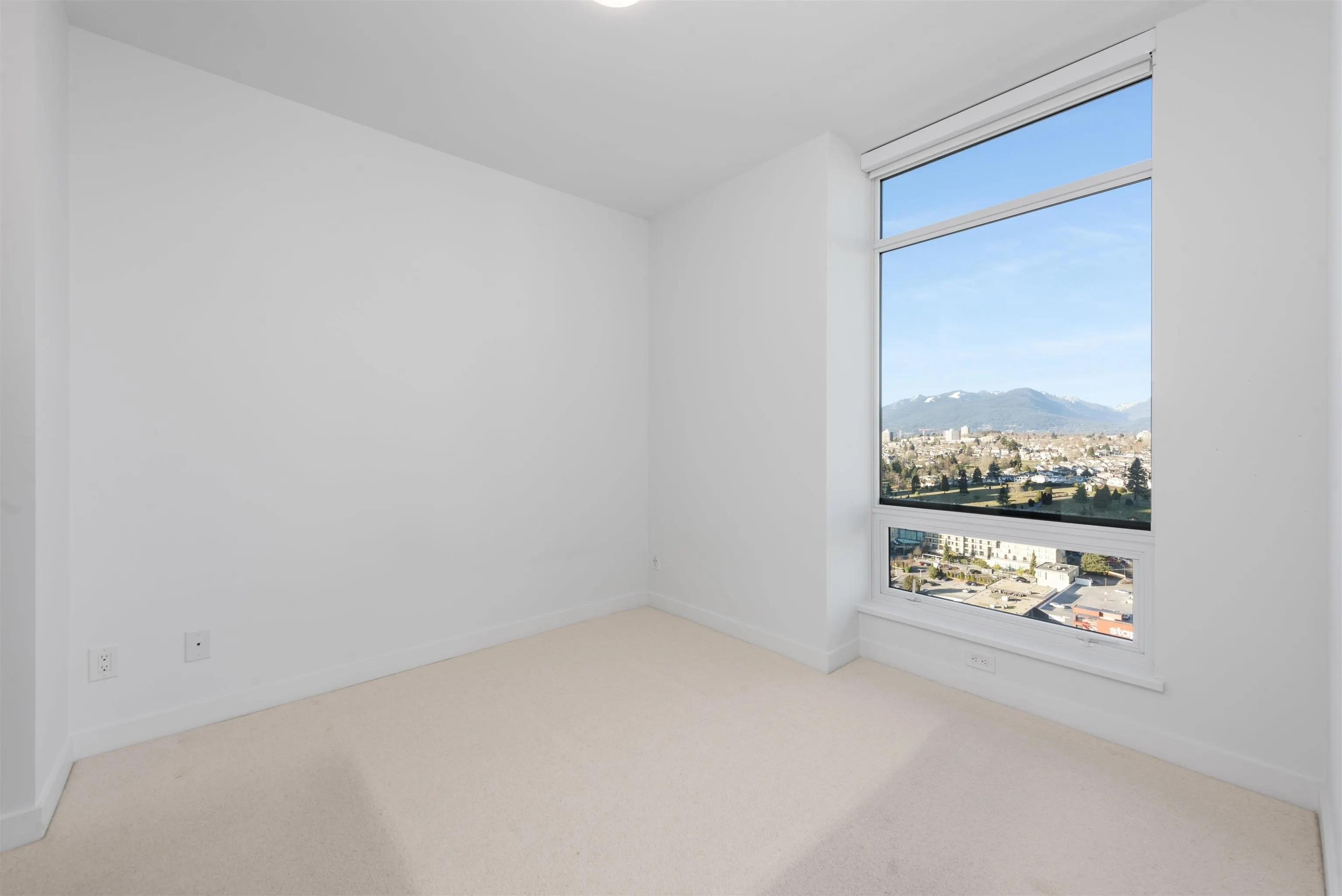 2181 Madison Avenue #3306