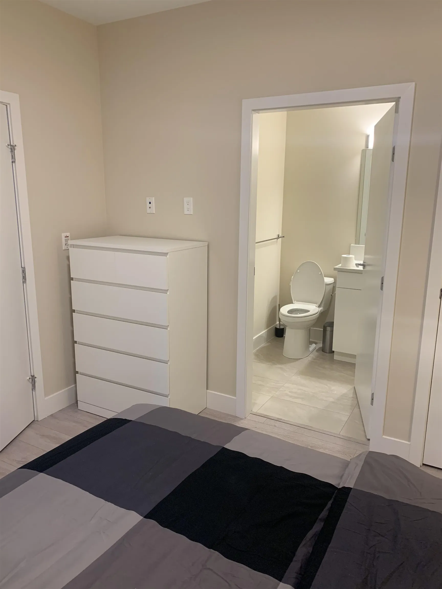 4882 Slocan Street #206