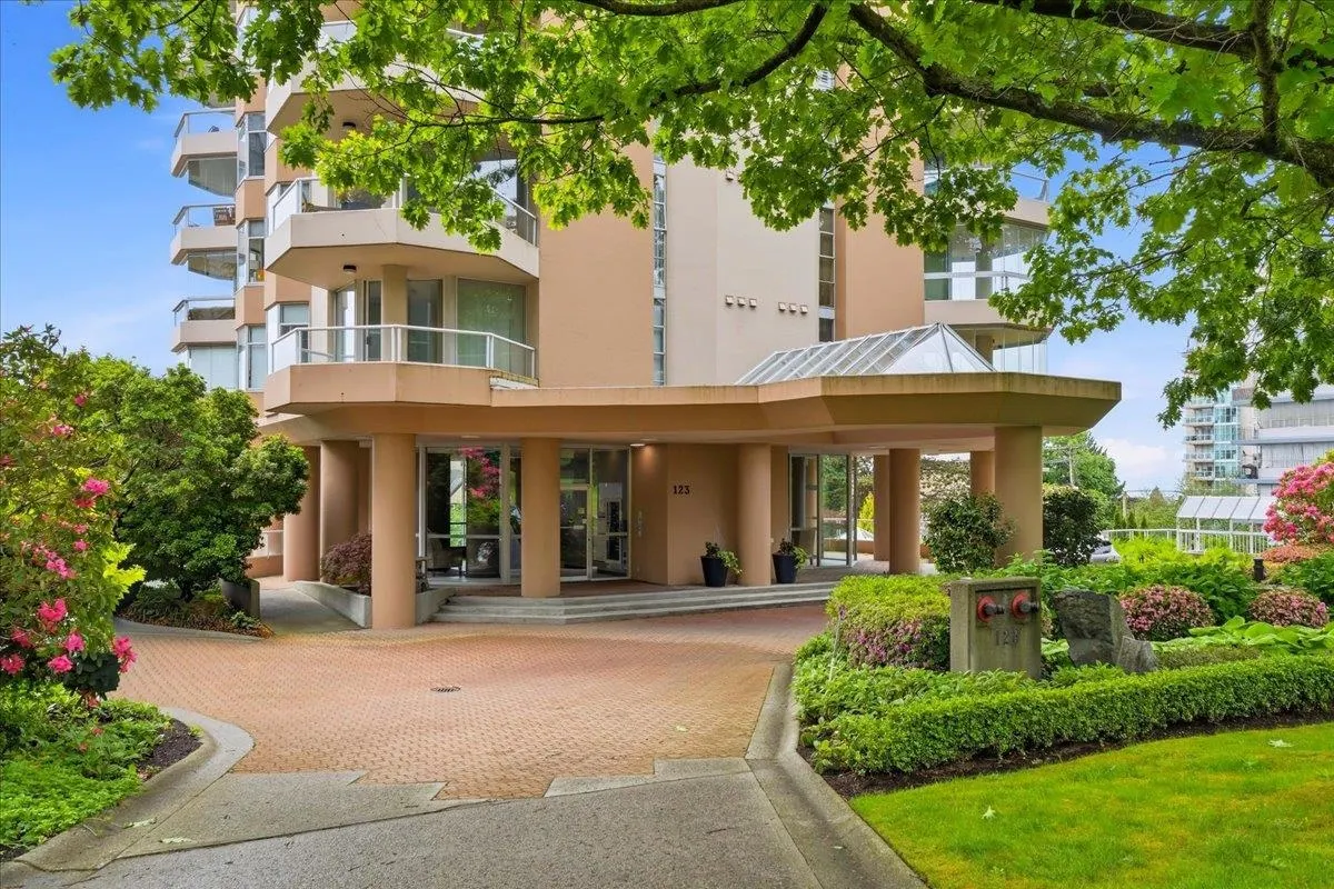123 E Keith Road #102