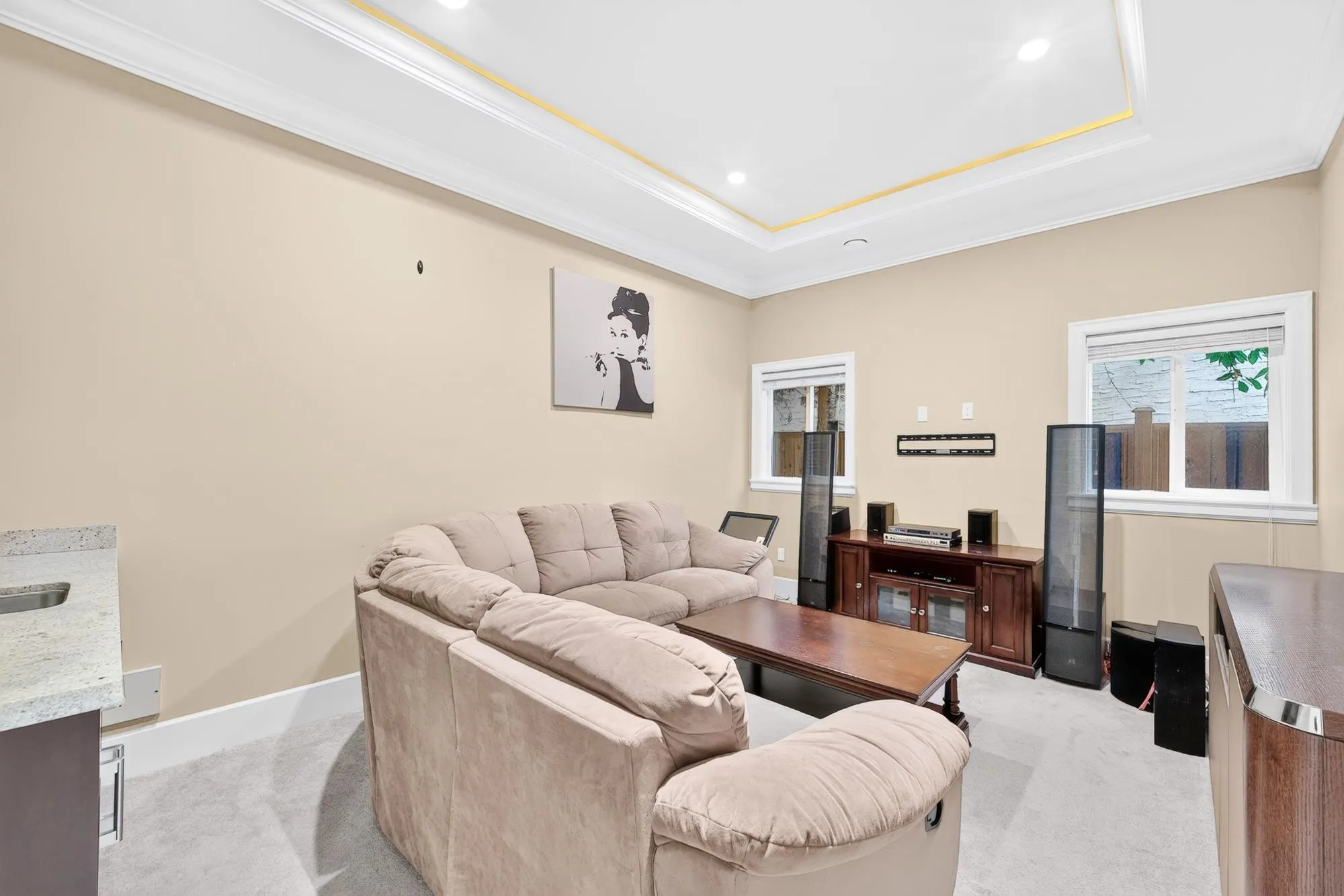 9491 Glenbrook Drive