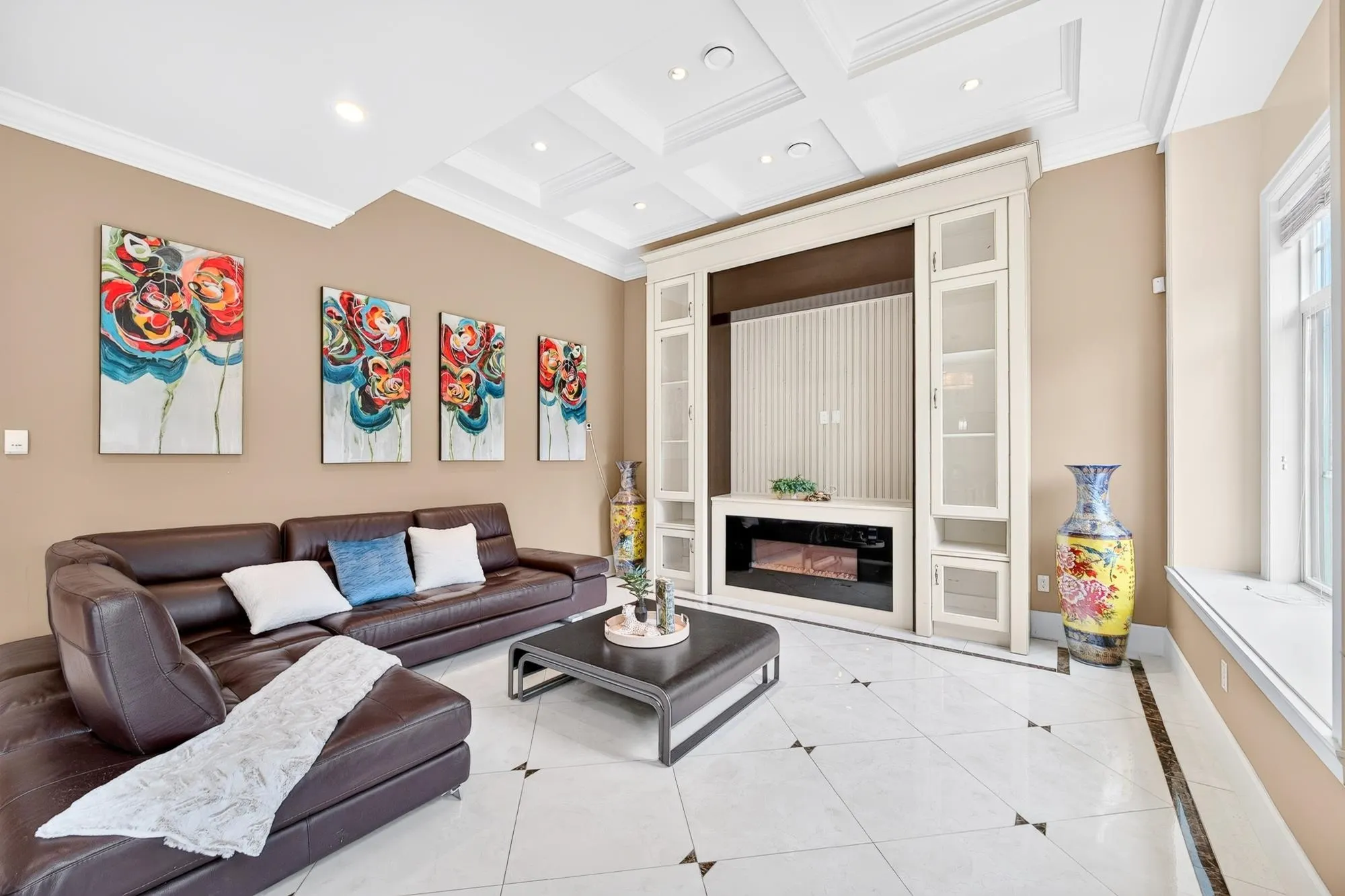 9491 Glenbrook Drive