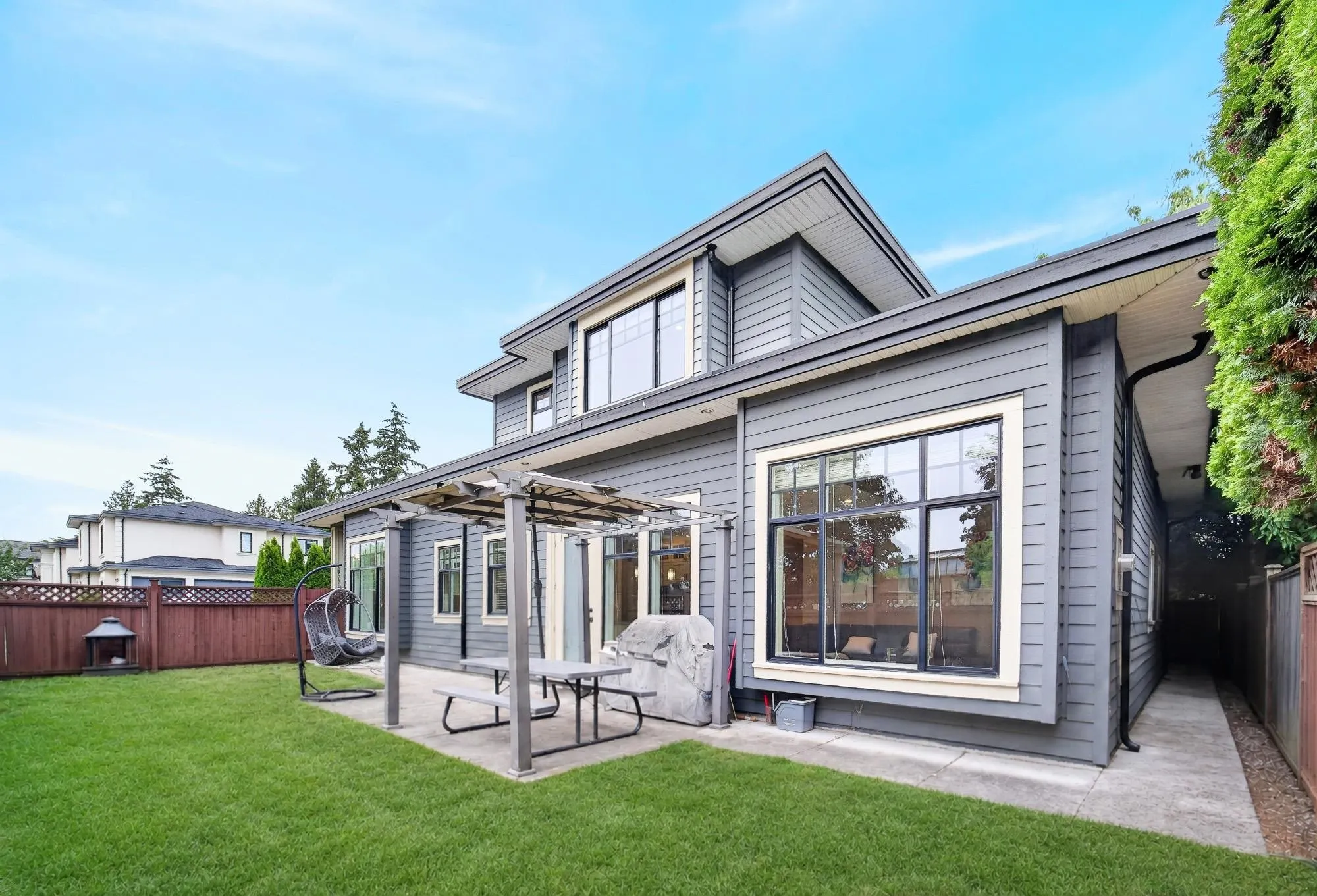 9491 Glenbrook Drive