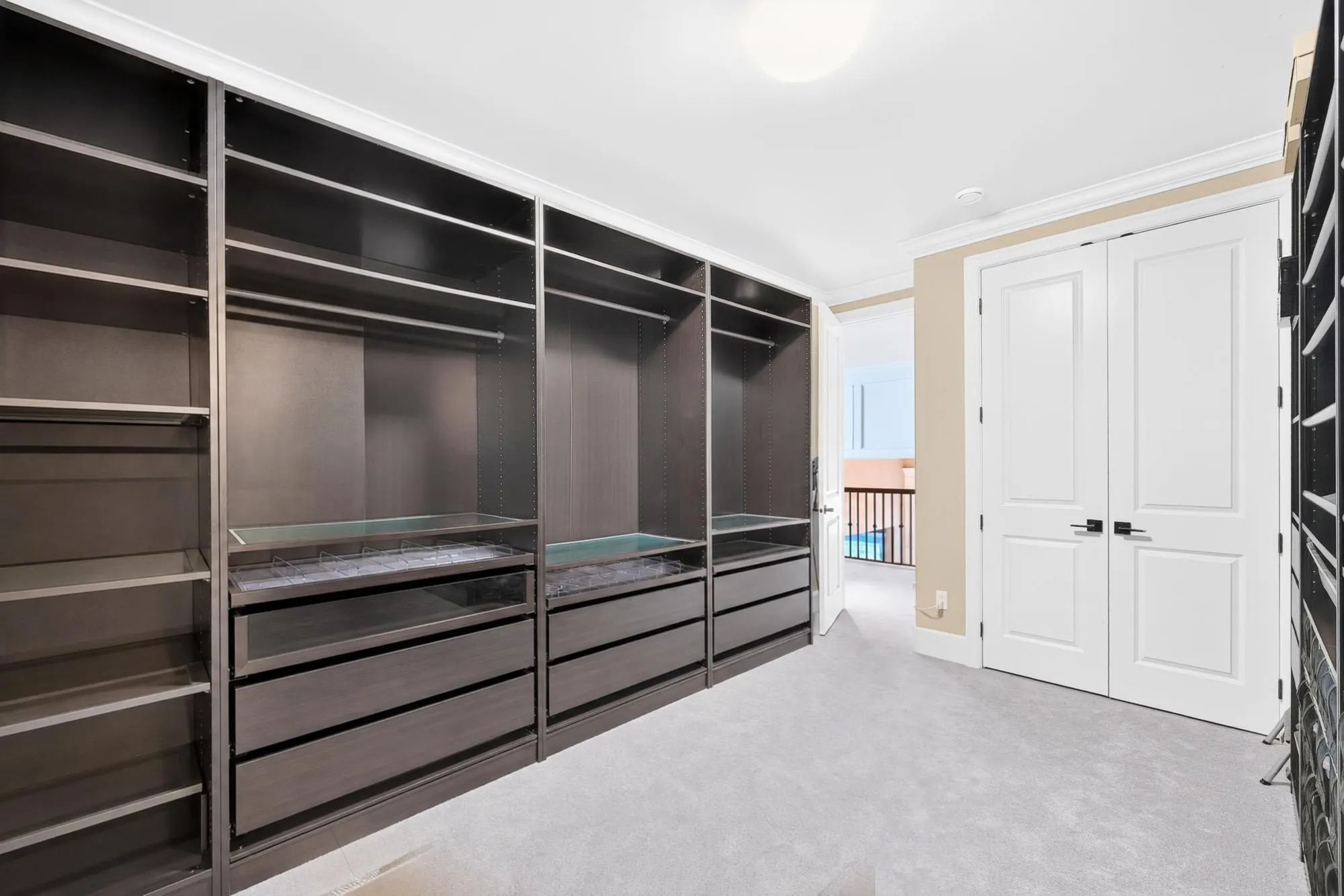 9491 Glenbrook Drive