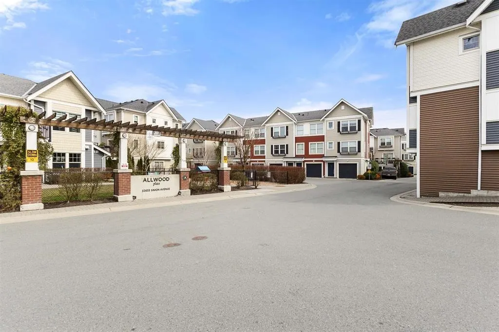 32633 Simon Avenue #89