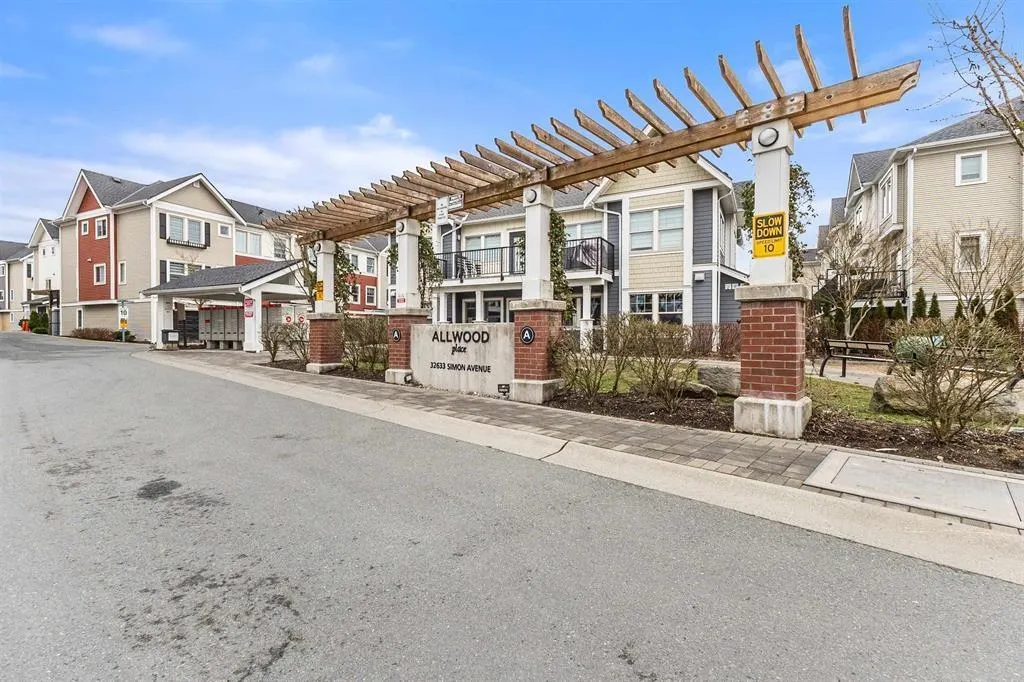 32633 Simon Avenue #89