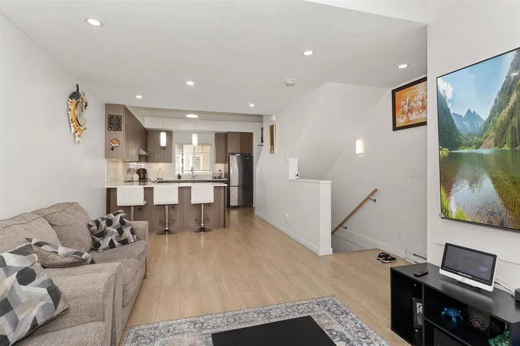 32633 Simon Avenue #89