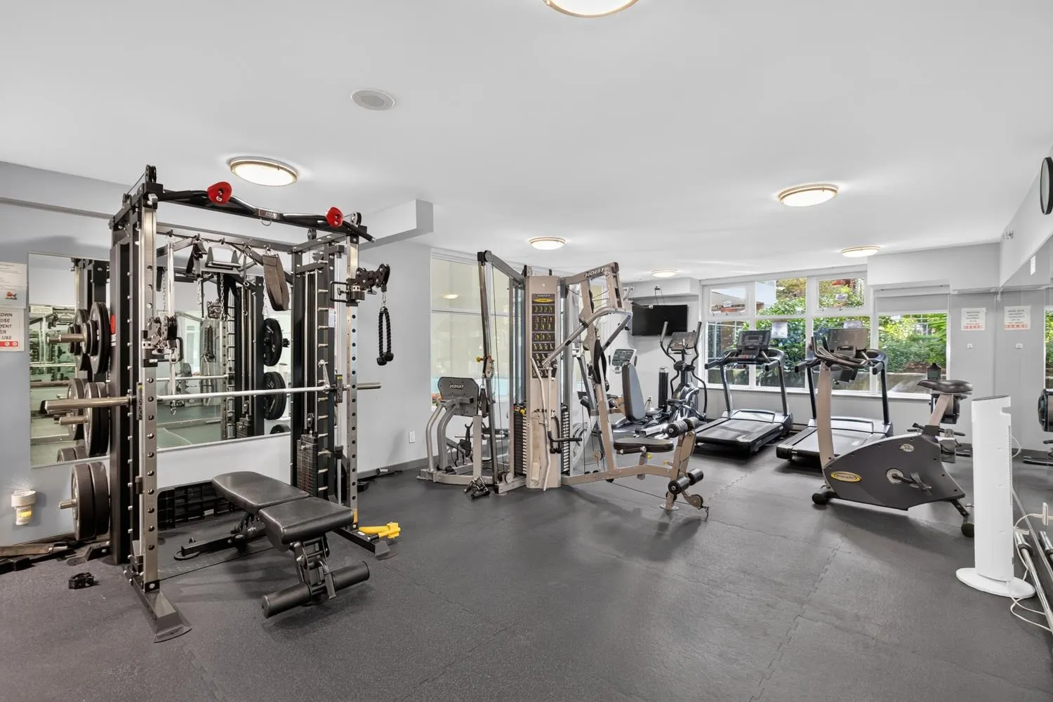120 Milross Avenue #502