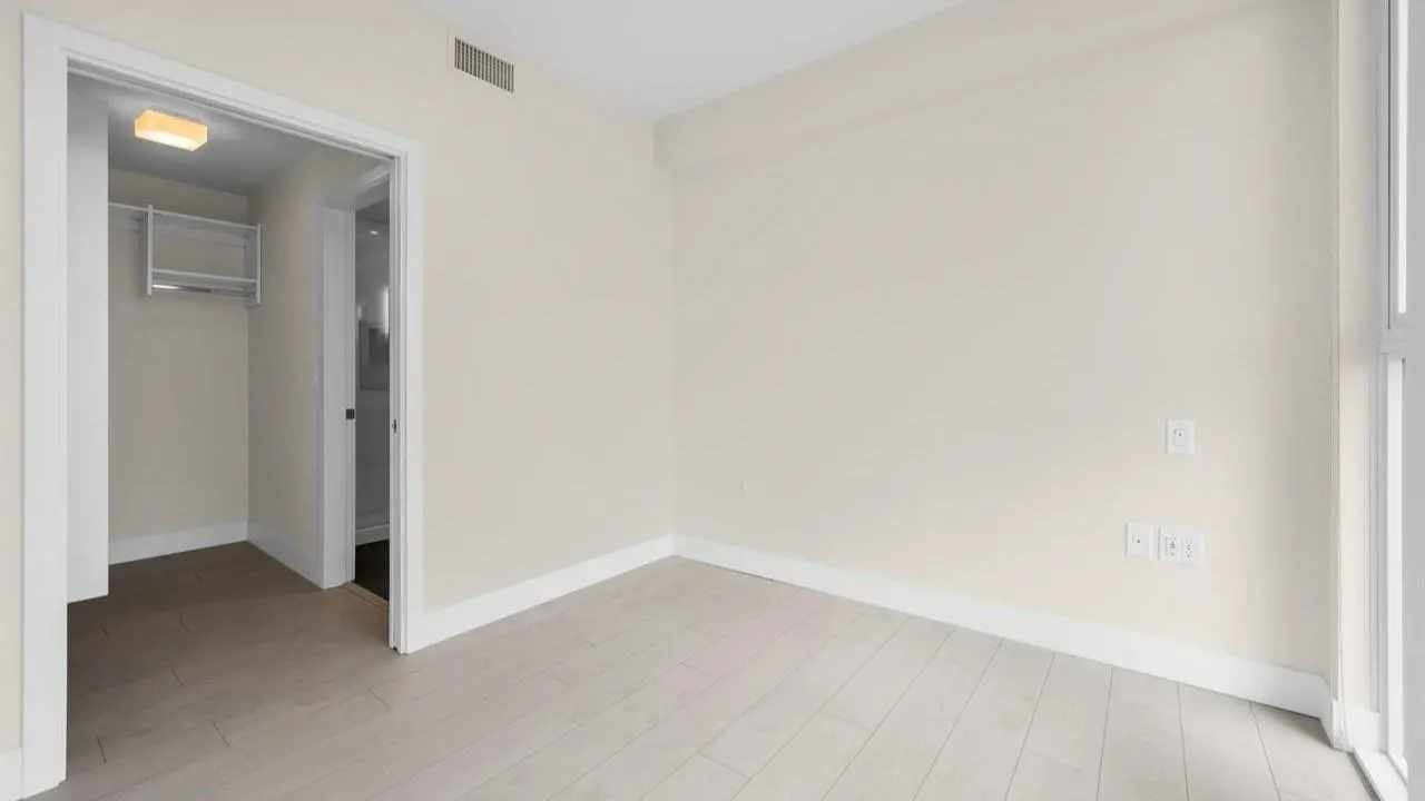 3538 Sawmill Crescent #2406