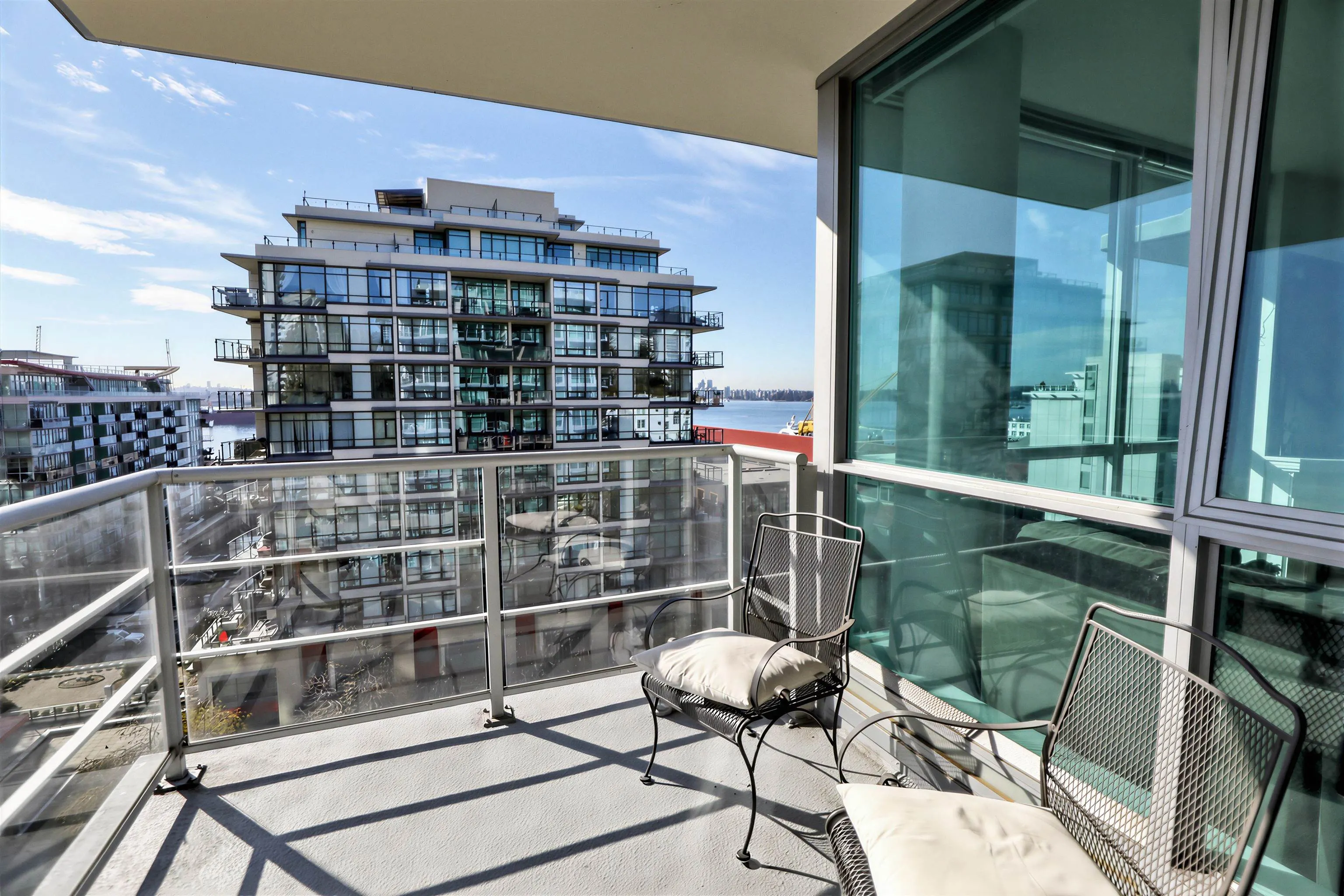 168 E Esplanade Avenue #806