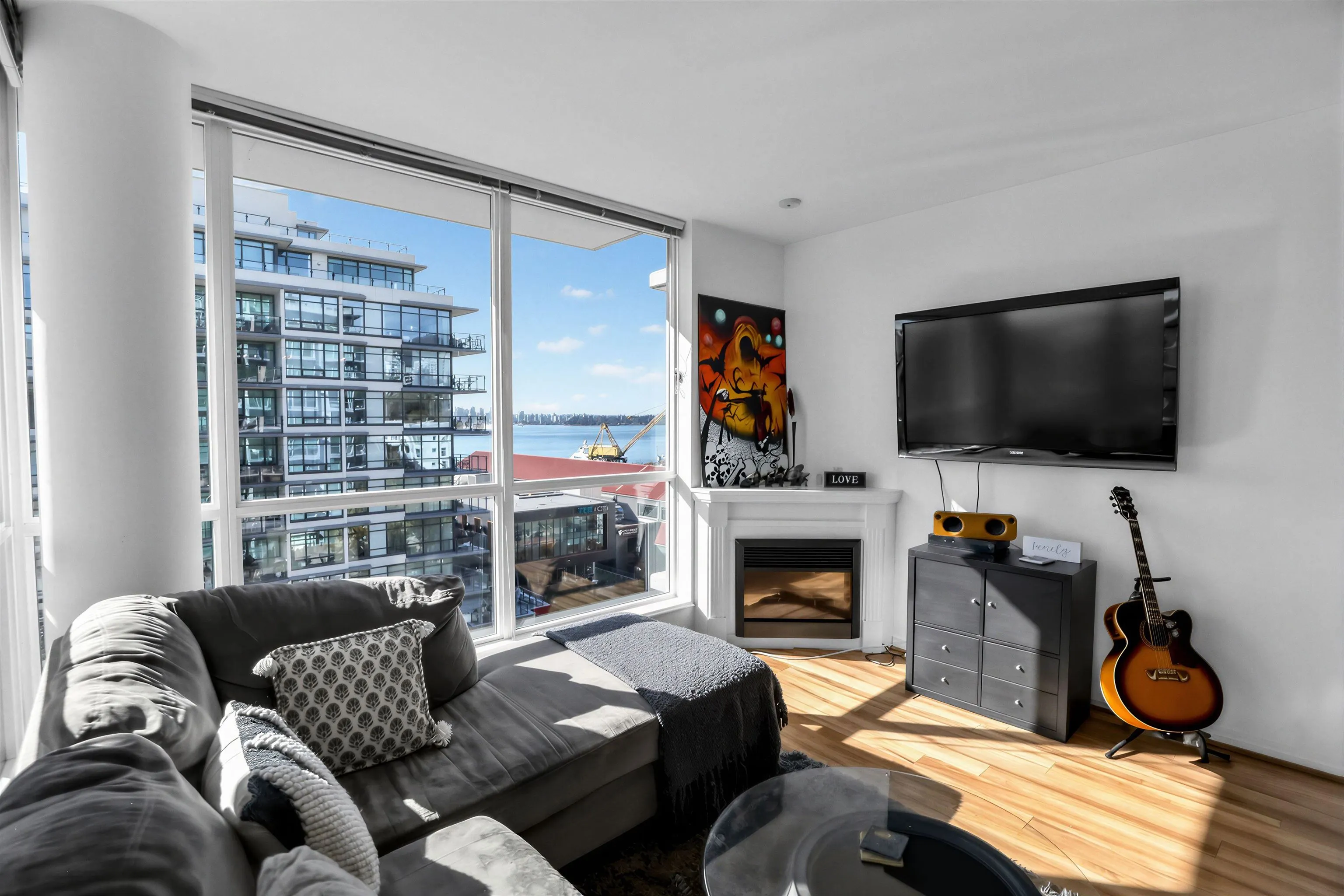 168 E Esplanade Avenue #806