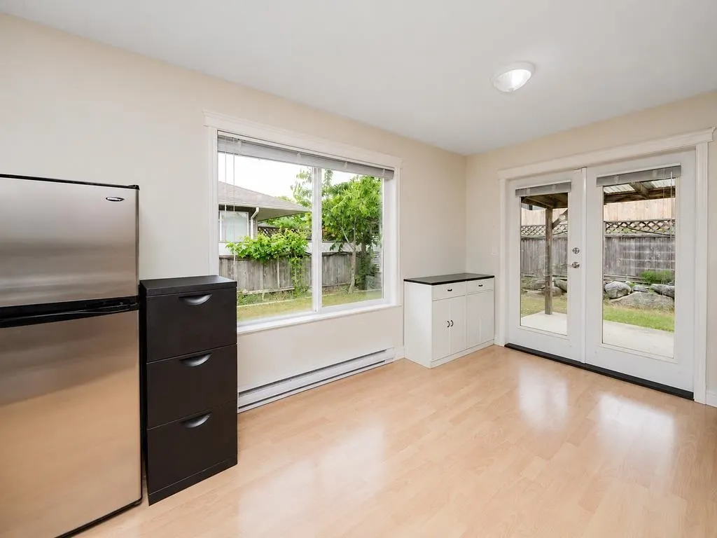 5687 Emily Way